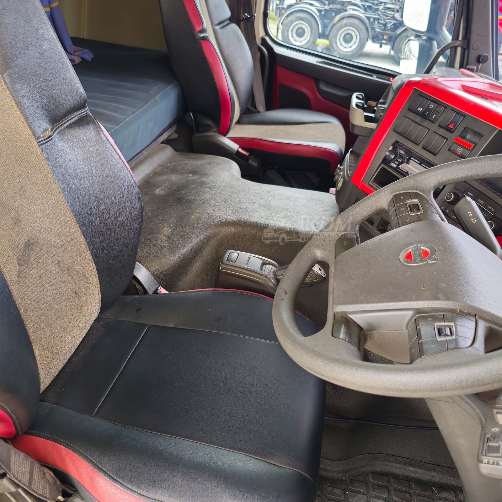 ผ่อน ลด ดอก ถูกมาก หัวลาก Volvo FM 370 แรงม้า ปี61  (5130)