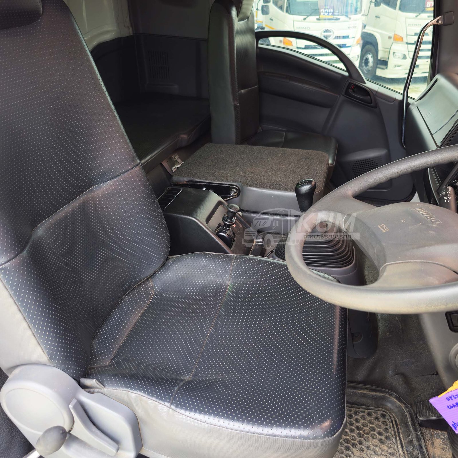 สด ลด VAT หกล้อดั้มพ์ ISUZU FTR 240 แรงม้า ปี 65 ดั๊มพ์ดิน หิน ทรายได้ทุกงาน (3565)