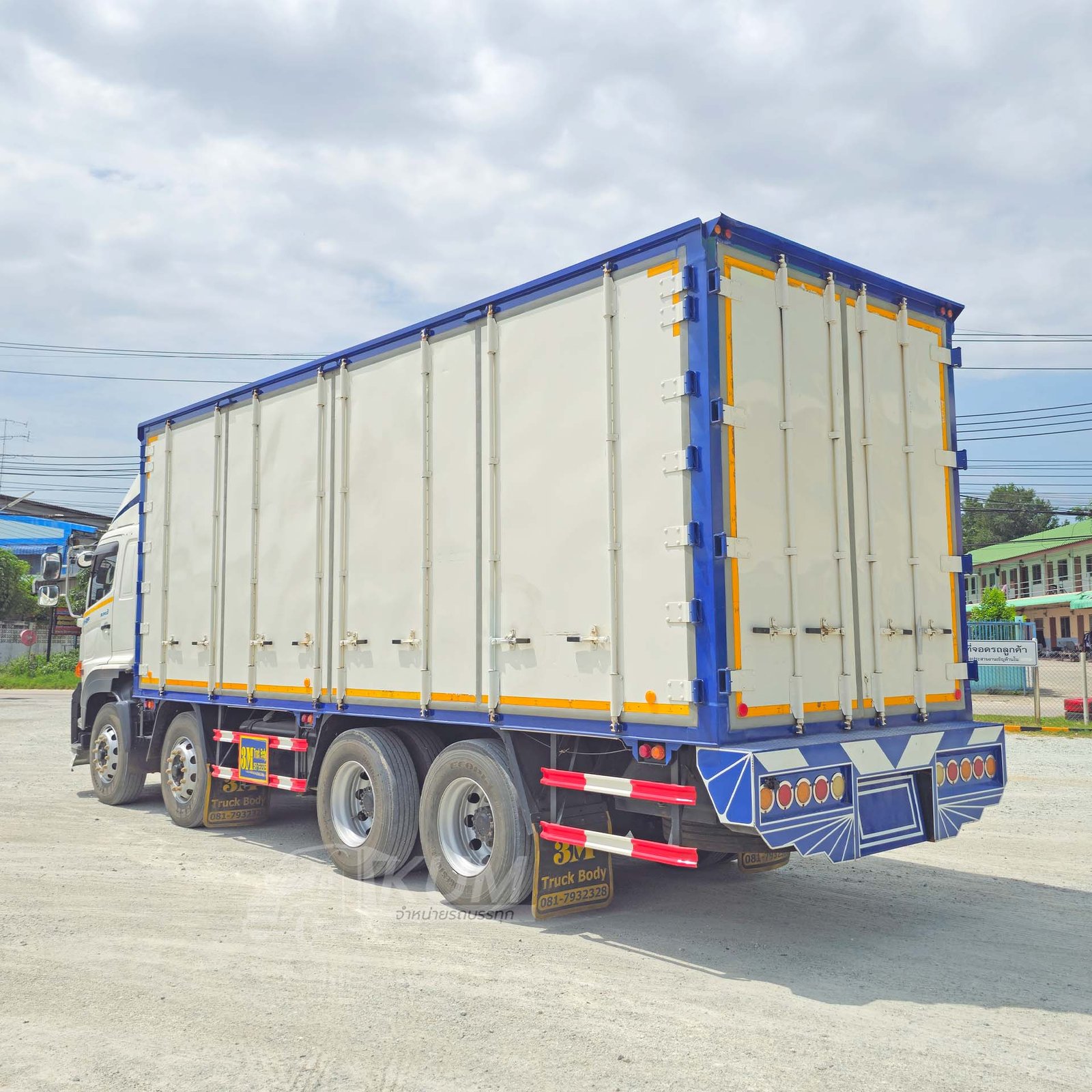 ผ่อน ลด ดอก สิบสองล้อตู้หกบาน HINO GY2P 380 แรงม้า ปี65 (2556)