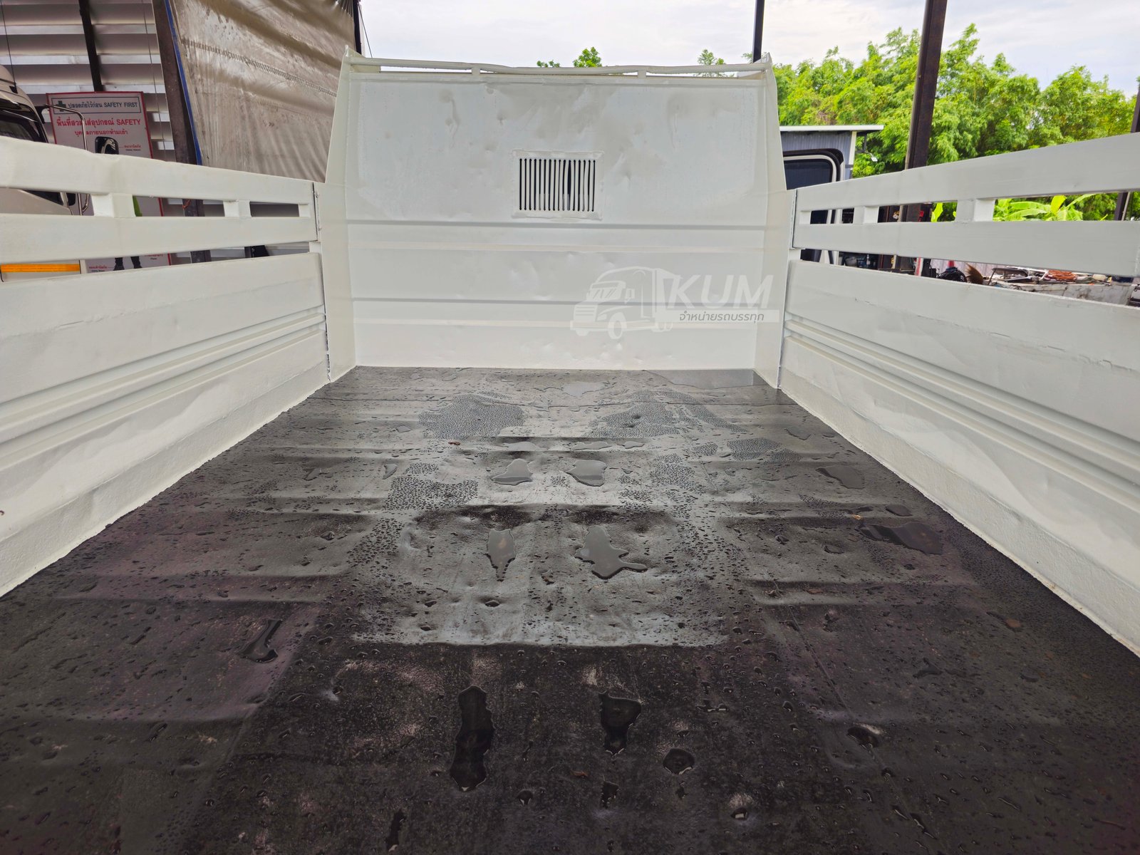 สด ลด VAT หกล้อดั้มพ์ ISUZU FRR 210 แรงม้า ปี 65 คันนี้ไมล์น้อย ยางใหม่ (1030)