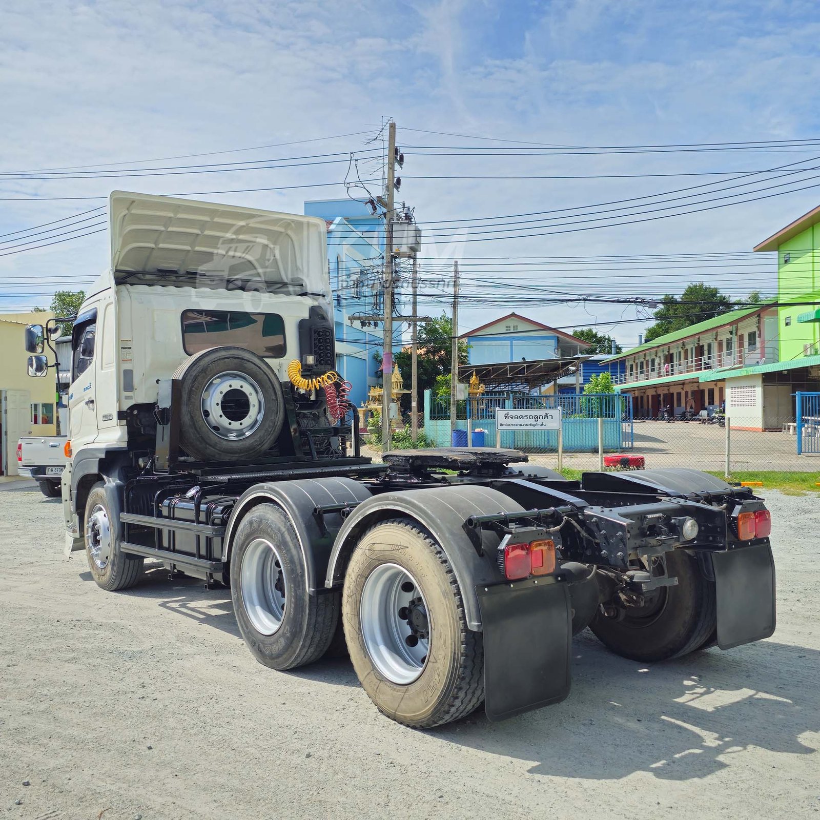 ผ่อน ลด ดอก สิบล้อหัวลาก HINO VICTOR 500 344 แรงม้า ปี 59 (3875) ผ่อน ลด ดอก สิบล้อหัวลาก HINO VICTOR 500 344 แรงม้า ปี 59 (3875)