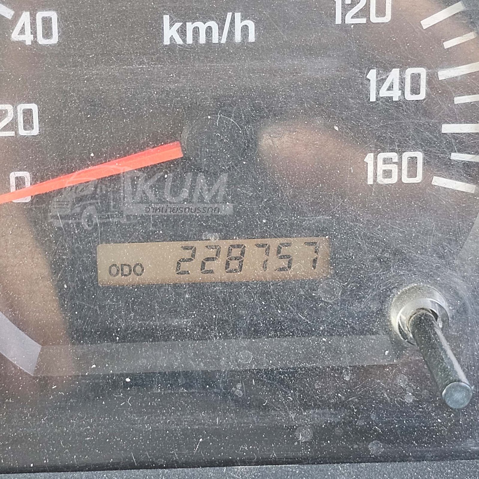 ผ่อน ลด ดอก หกล้อเครน ISUZU FTR 240 แรงม้า ปี 57 เครน TADANO 5 ตัน 4 ปลอก (6774)