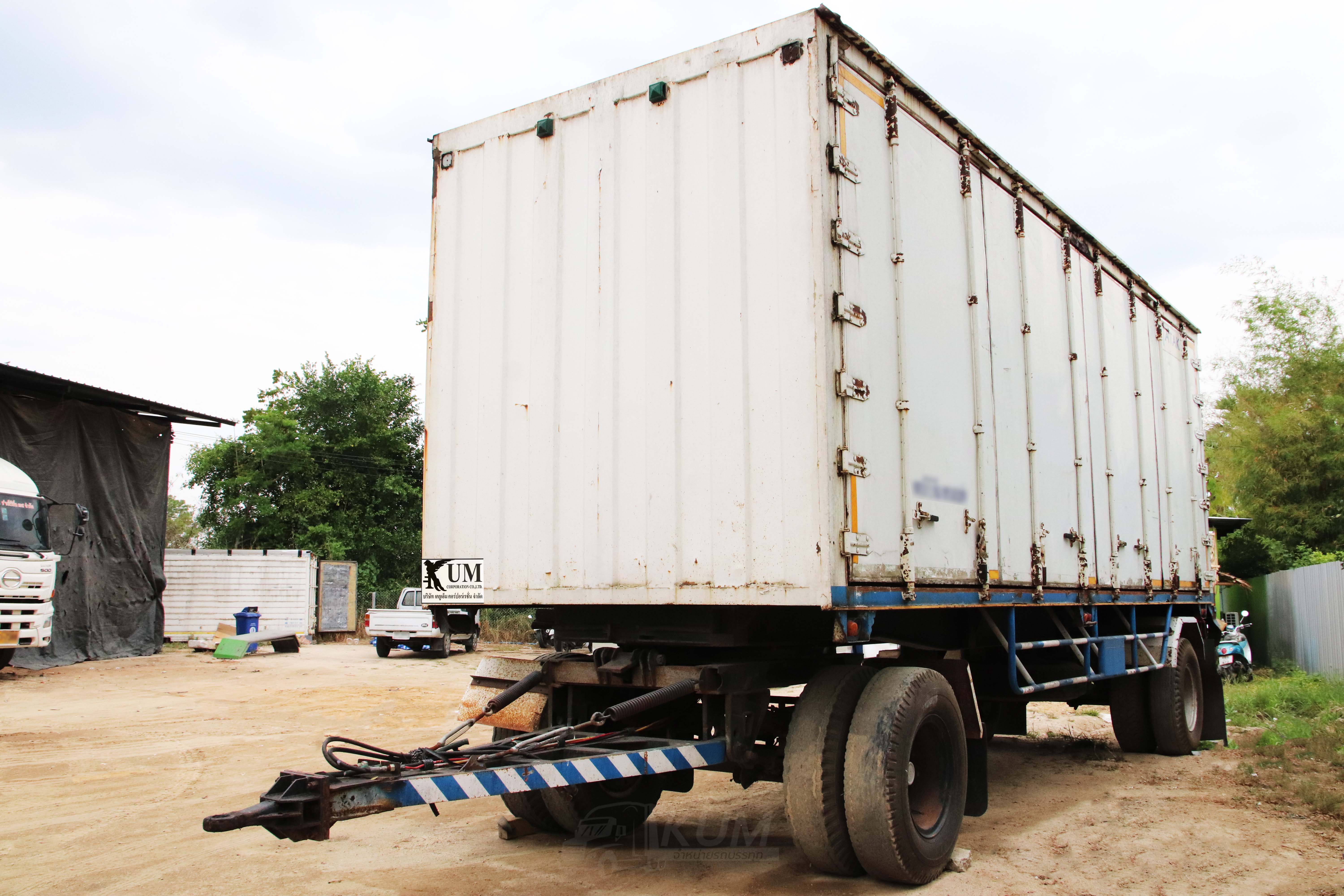 ขายหางตู้สิบบาน ปี 58  โทร 081-373-9793, 092-275-7712