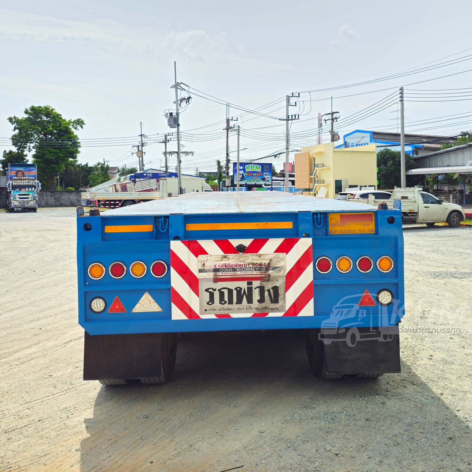 สด ลด VAT ราคาถูก หางพื้นเรียบ สามเพลา อู่ SCP ปี 64 (4378)