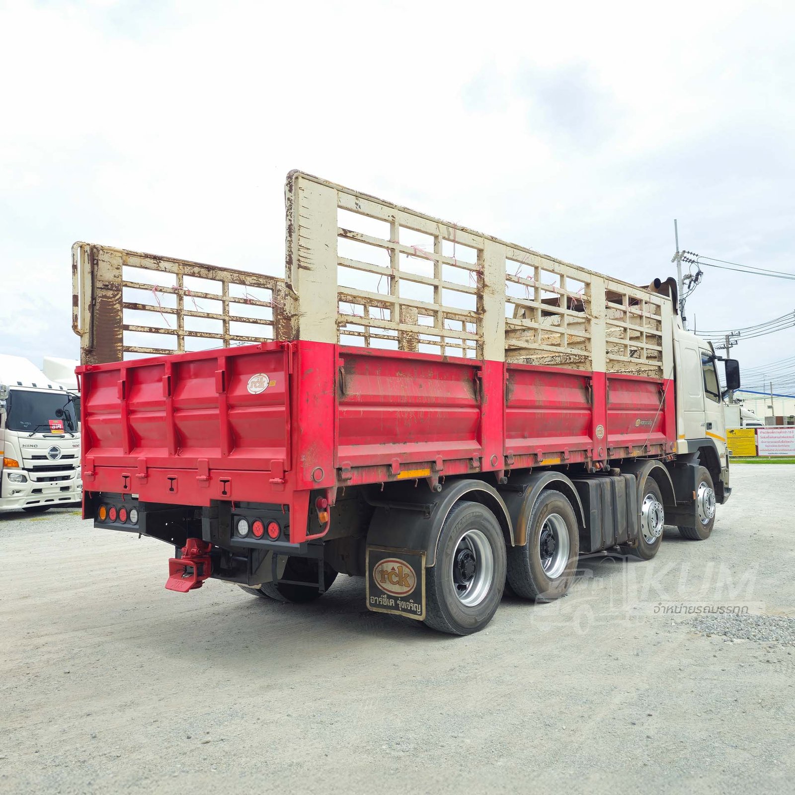 ผ่อน ลด ดอก สิบสองล้อคอก Volvo FH 440 แรงม้า ปี 56 ราคาถูกเกิ้นน (2890) ผ่อน ลด ดอก สิบสองล้อคอก Volvo FH 440 แรงม้า ปี 56 ราคาถูกเกิ้นน (2890)