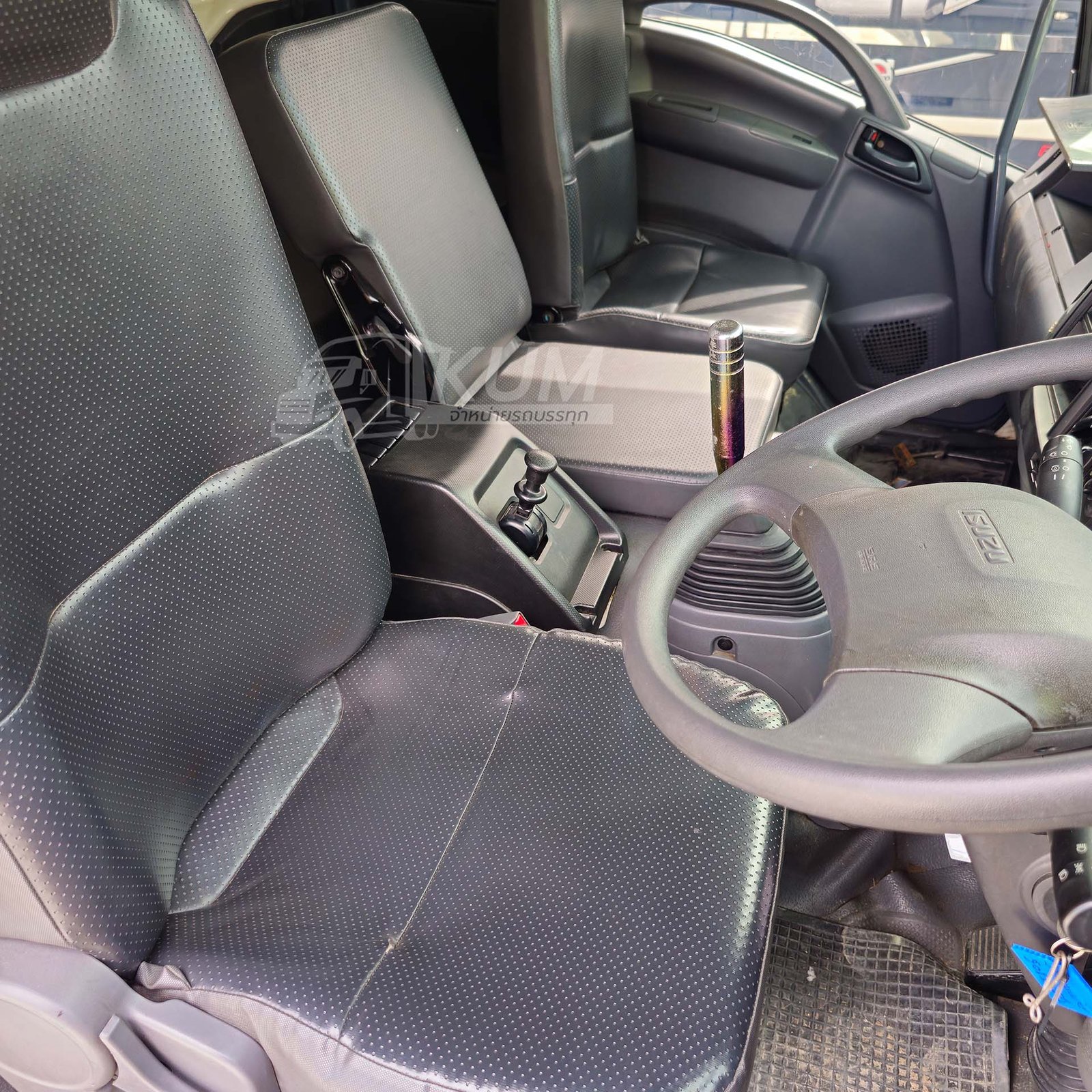 สด ลด VAT หกล้อตู้สิบบาน ISUZU FTR 240 แรงม้า ปี 64 มีลิฟท์ท้าย (5105)