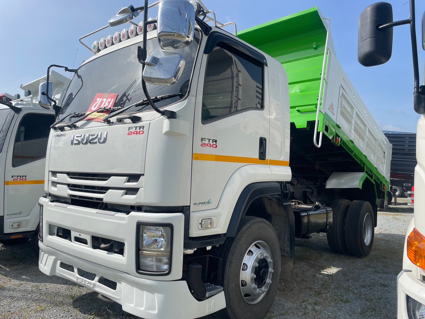 หกล้อดั้มพ์ ดิน หิน ทราย FRR 210-FTR 240 กระบะบิ้วใหม่ทุกคัน รถปีใหม่ บางคันไมล์น้อยมาก คุ้มทุนแน่นอน ซื้อสดหรือผ่อนก็ไม่มีปัญหา