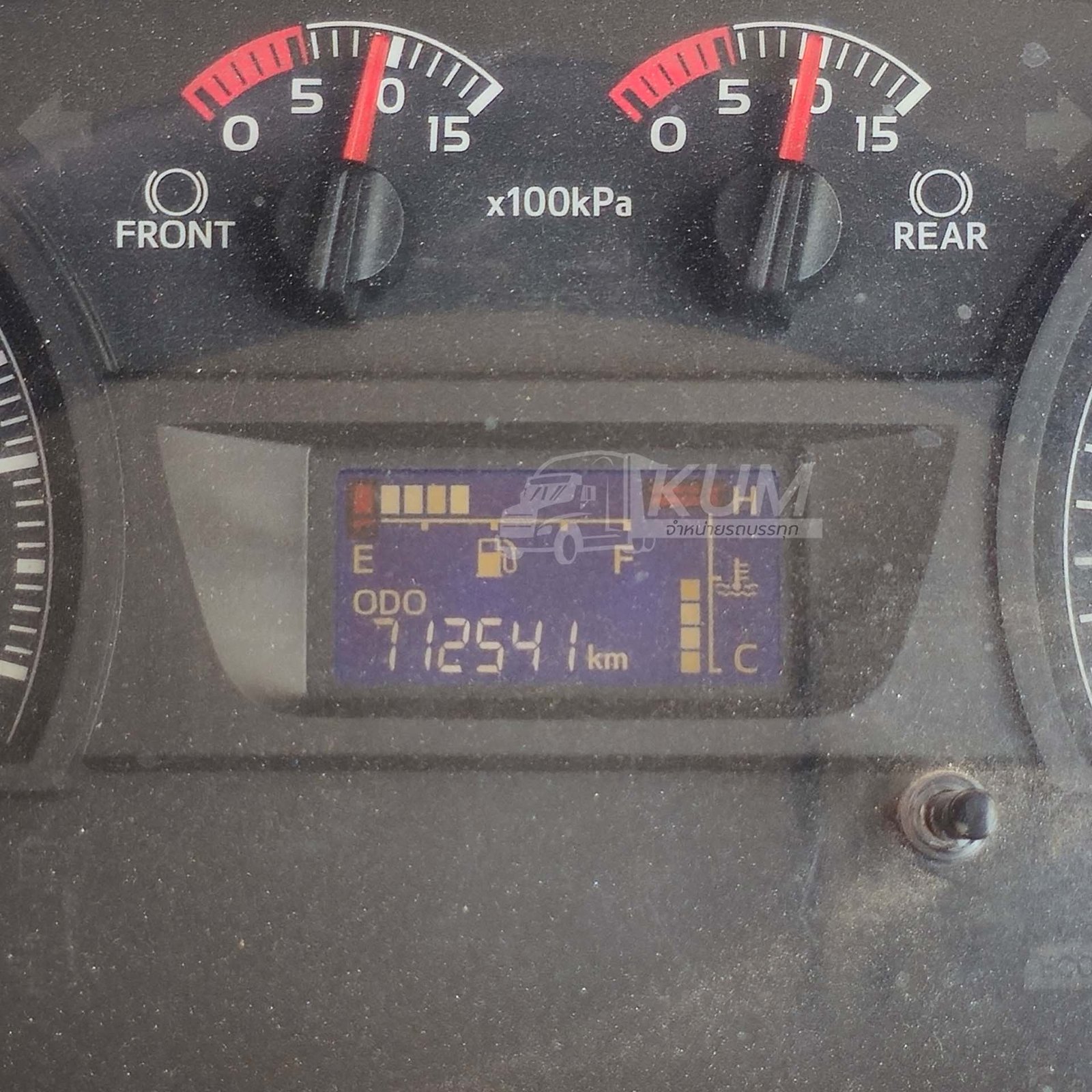 ผ่อน ลด ดอก สิบล้อหัวลาก HINO VICTOR 500 344 แรงม้า ปี 59 (3875)