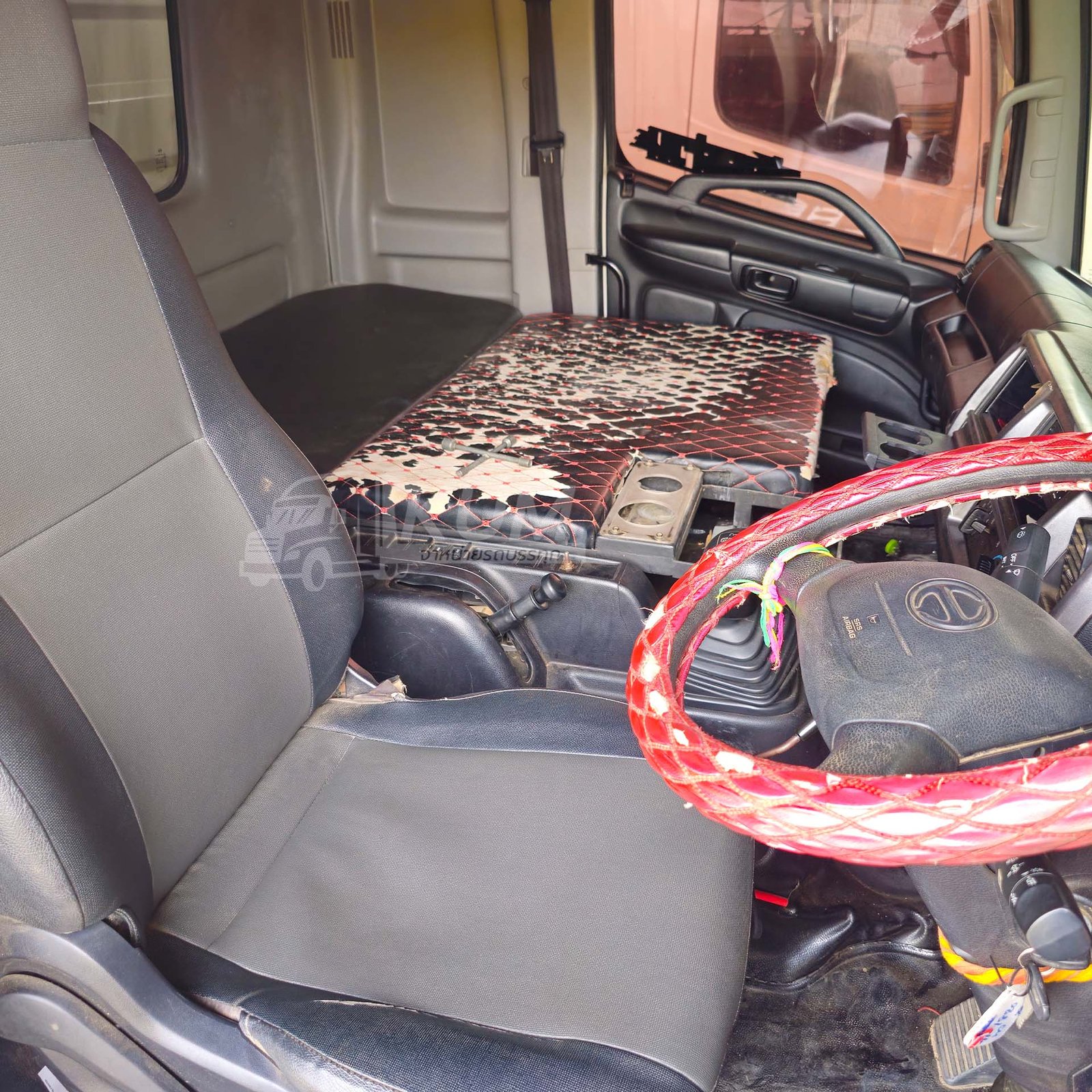 ผ่อน ลด ดอก สิบล้อดั้มพ์ HINO VICTOR 500 344 แรงม้า ปี 65 +หางดั้มพ์ สามเพลา อู่เดอะฟีนิกซ์ ปี 65 (1