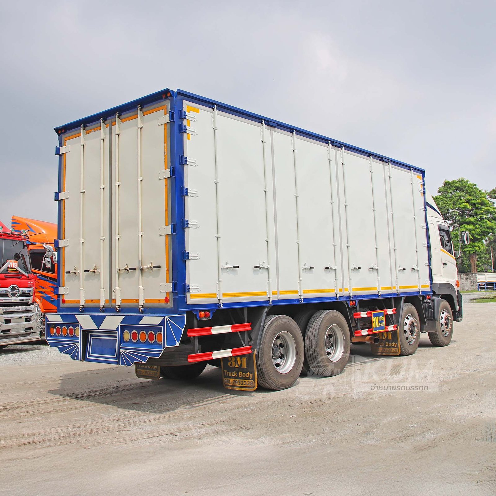 ผ่อน ลด ดอก สิบสองล้อตู้หกบาน HINO GY2P 380 แรงม้า ปี65 (2556) ผ่อน ลด ดอก สิบสองล้อตู้หกบาน HINO GY2P 380 แรงม้า ปี65 (2556)