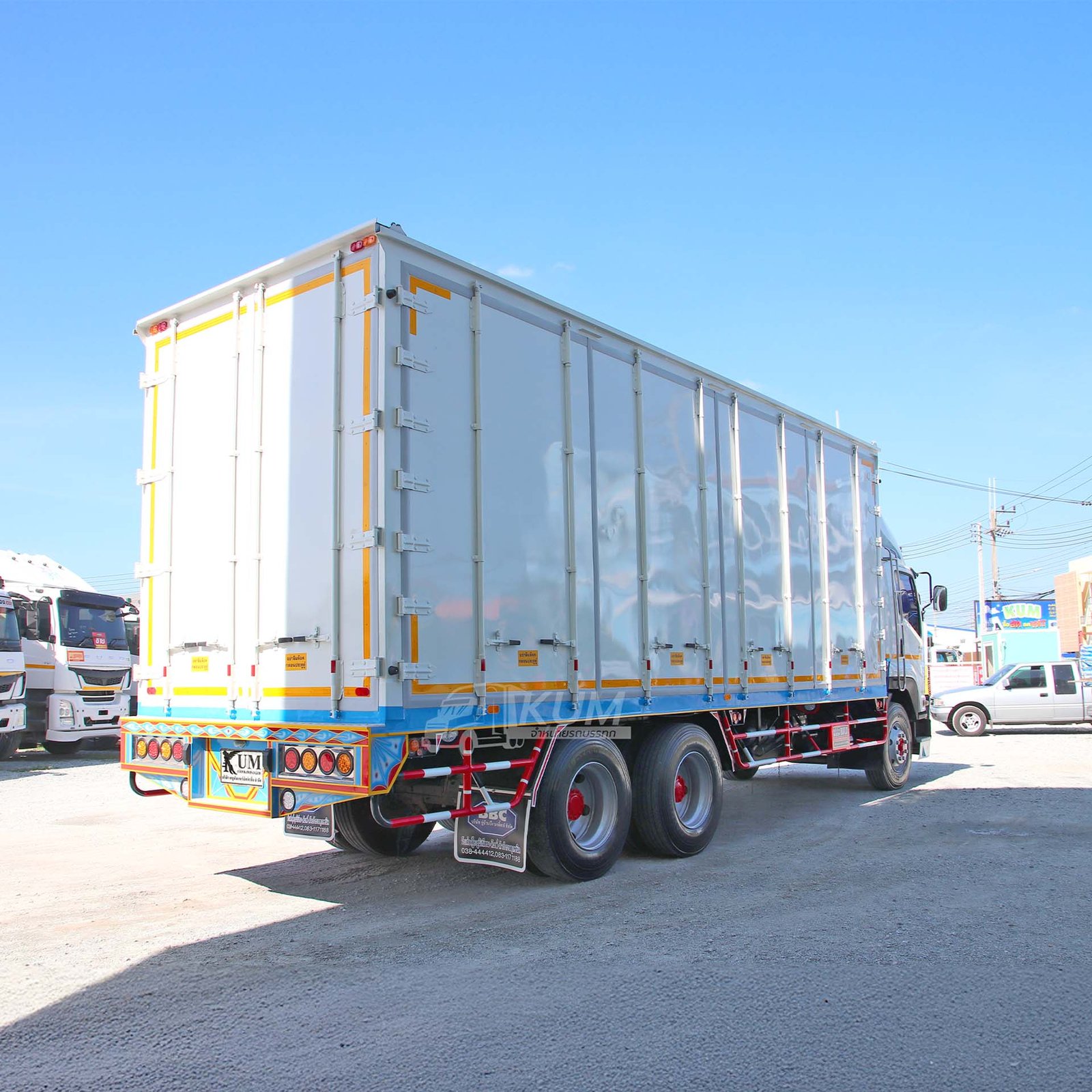 สด ลด VAT สิบล้อราคาดี สิบล้อตู้สิบบาน ISUZU FVM 240 แรงม้า ปี 56 ถูกกว่านี้ไม่มีแล้ว (4822)