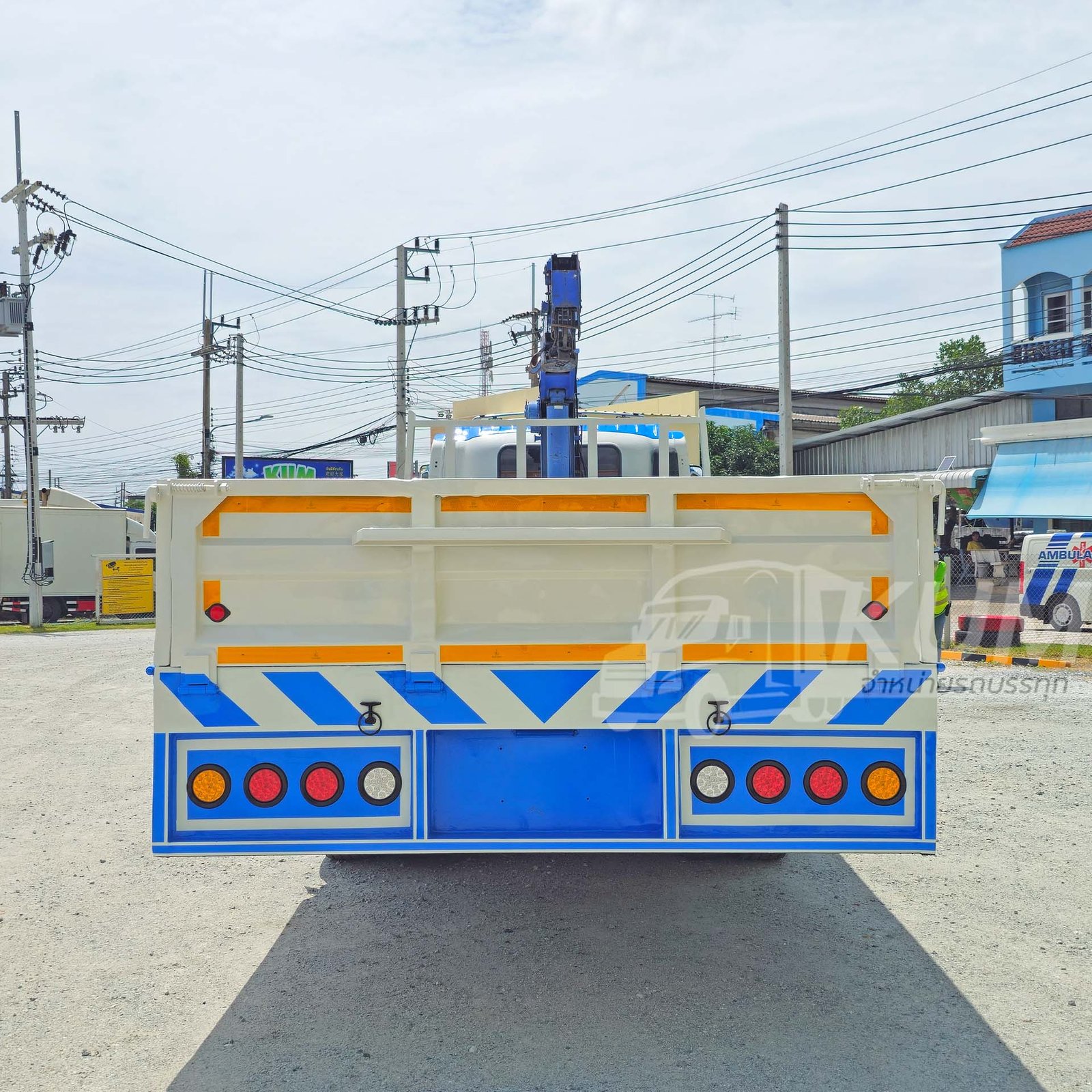 ผ่อน ลด ดอก หกล้อเครน ISUZU FTR 240 แรงม้า ปี 57 เครน TADANO 5 ตัน 4 ปลอก (6774)