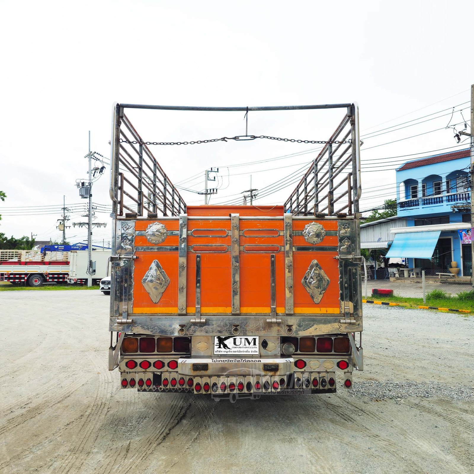 ผ่อน ลด ดอก หกล้อคอก ISUZU FRR 210 แรงม้า ปี 63 พื้นสแตนเลสไม่เป็นสนิม สวยจัดคันนี้ (3563)