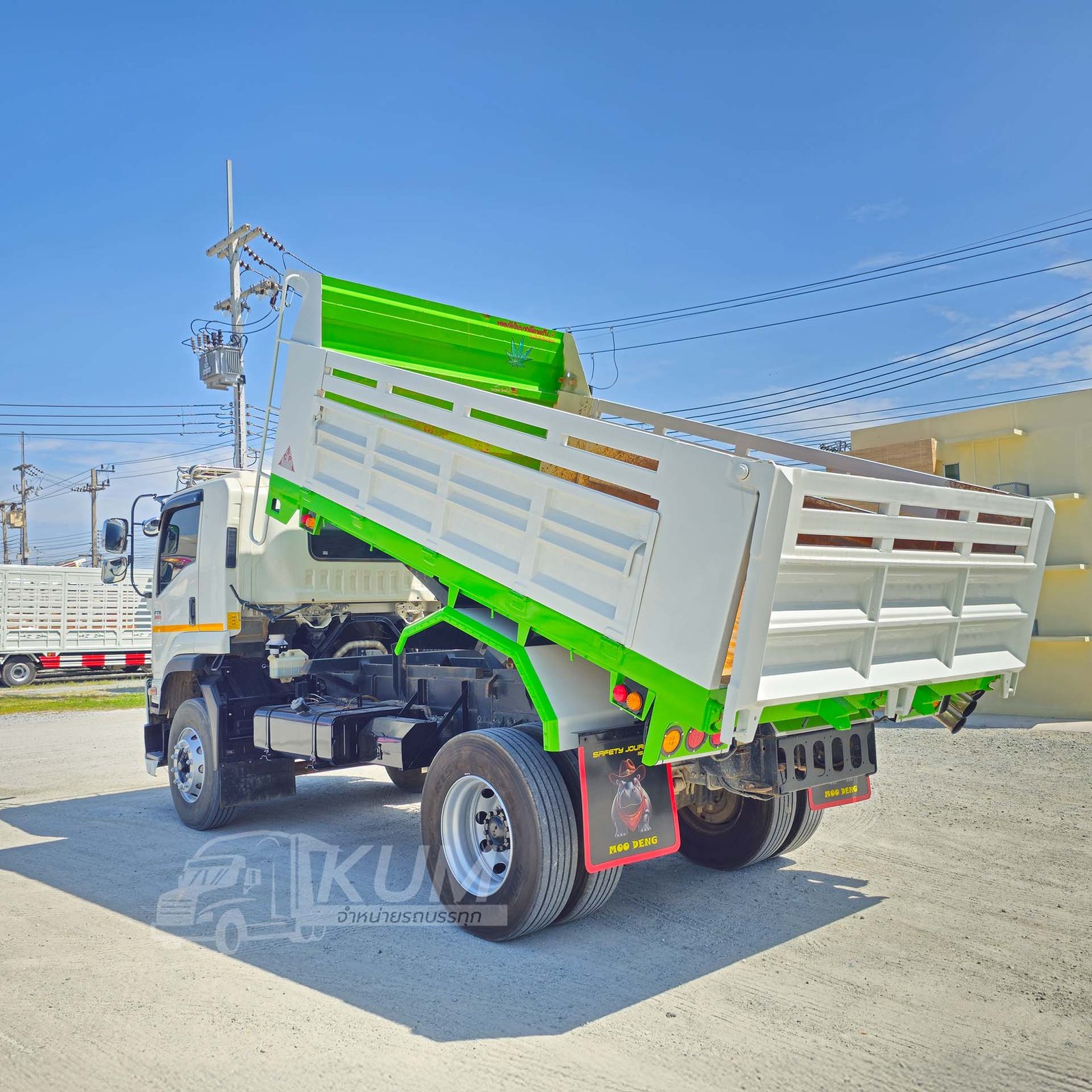 สด ลด VAT หกล้อดั้มพ์ ISUZU FTR 240 แรงม้า ปี 65 ดั๊มพ์ดิน หิน ทรายได้ทุกงาน (3565)