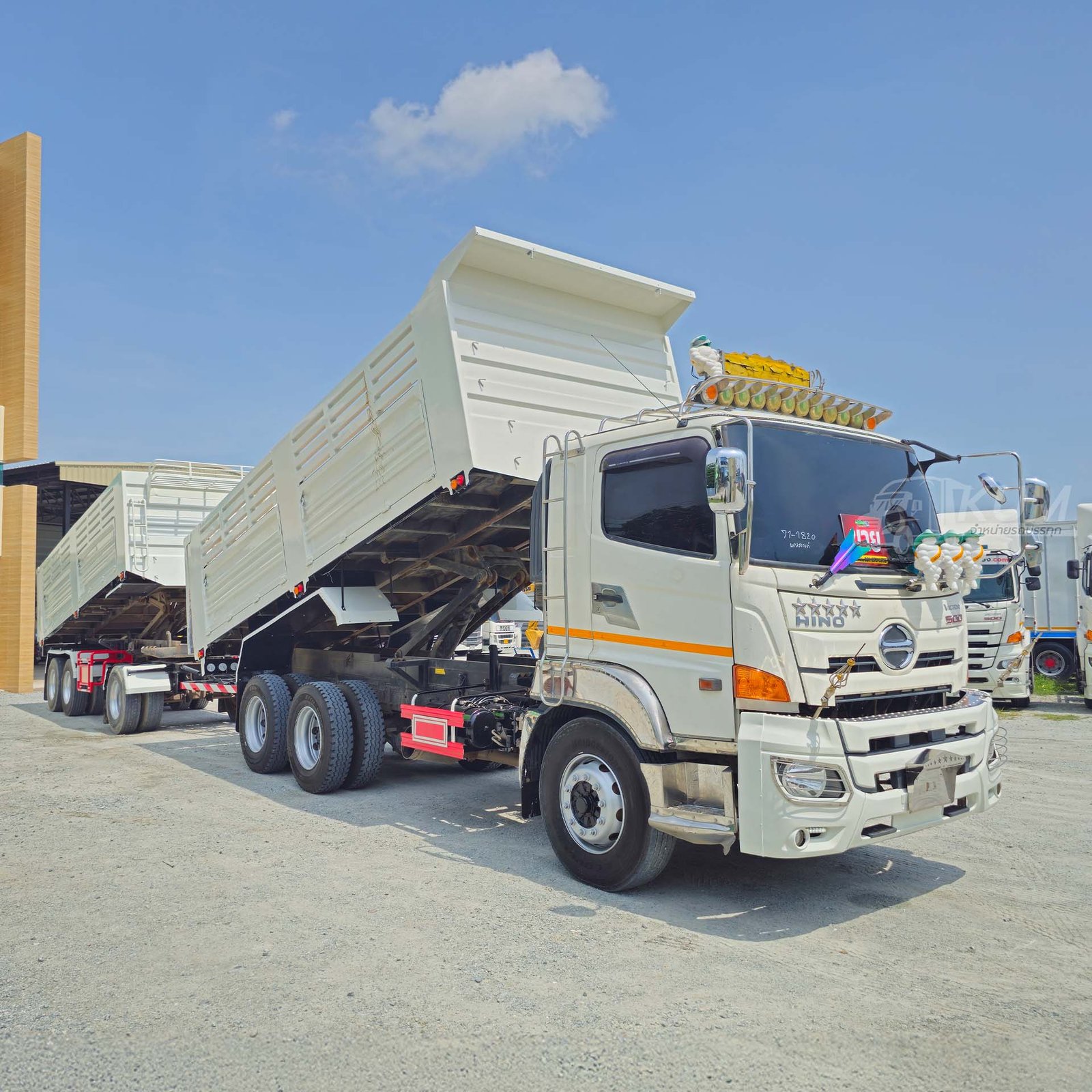 ผ่อน ลด ดอก สิบล้อดั้มพ์ HINO VICTOR 500 344 แรงม้า ปี 65 +หางดั้มพ์ สามเพลา อู่เดอะฟีนิกซ์ ปี 65 (1