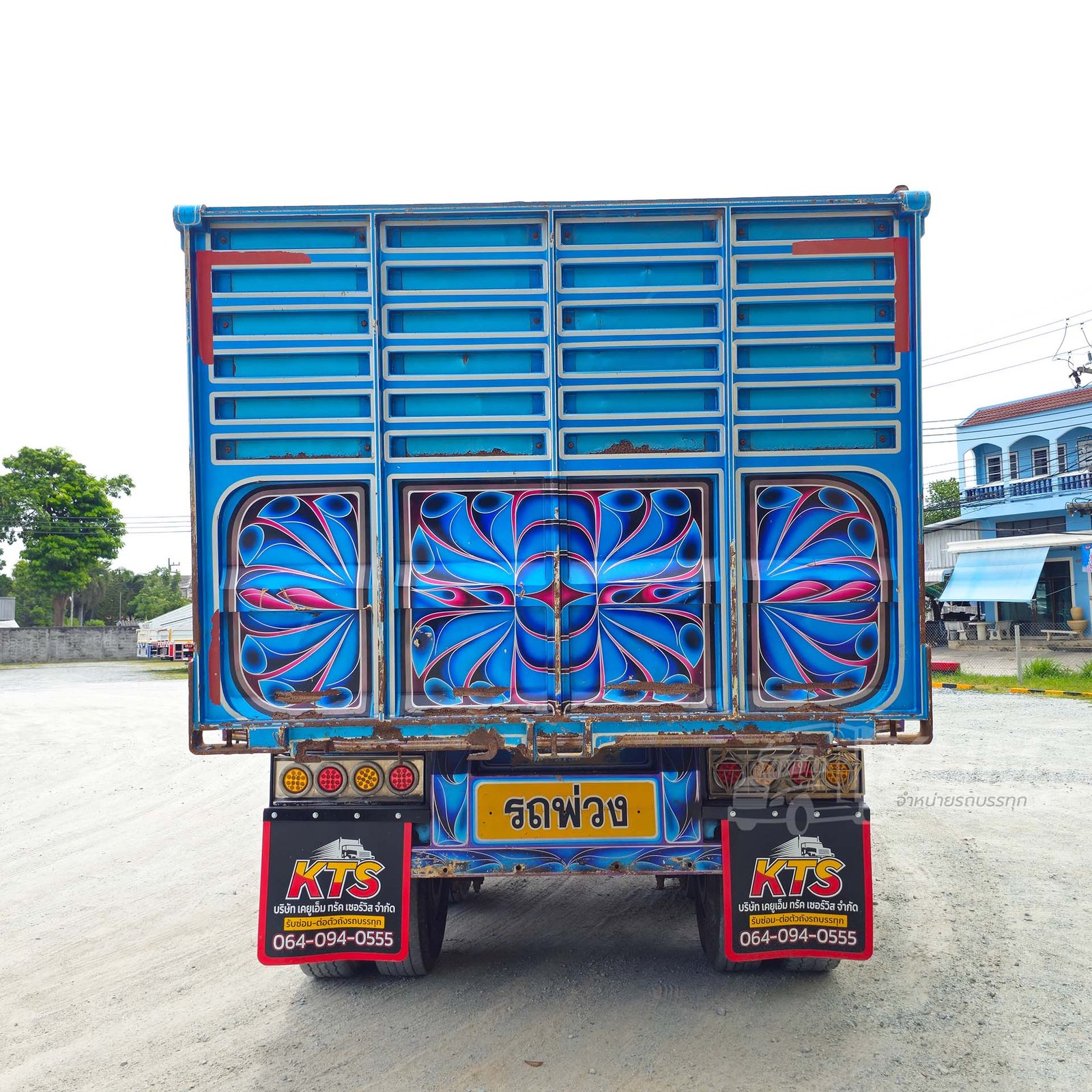 ผ่อน ลด ดอก สิบล้อดั้มพ์เกษตร ISUZU FXZ 360 แรงม้า ปี 66 + หางดั๊มพ์ สามเพลา อู่ส.สมบัติ ปี 65 สีสวย