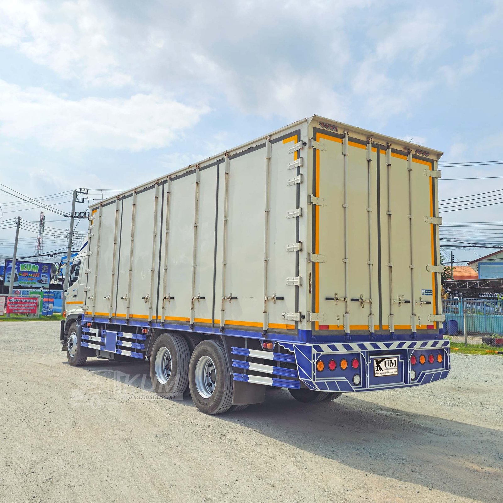 สด ลด VAT สิบล้อตู้สิบบาน HINO FL 260 แรงม้า ปี 65 ตู้กว้างนิยม (9027) สด ลด VAT สิบล้อตู้สิบบาน HINO FL 260 แรงม้า ปี 65 ตู้กว้างนิยม (9027)