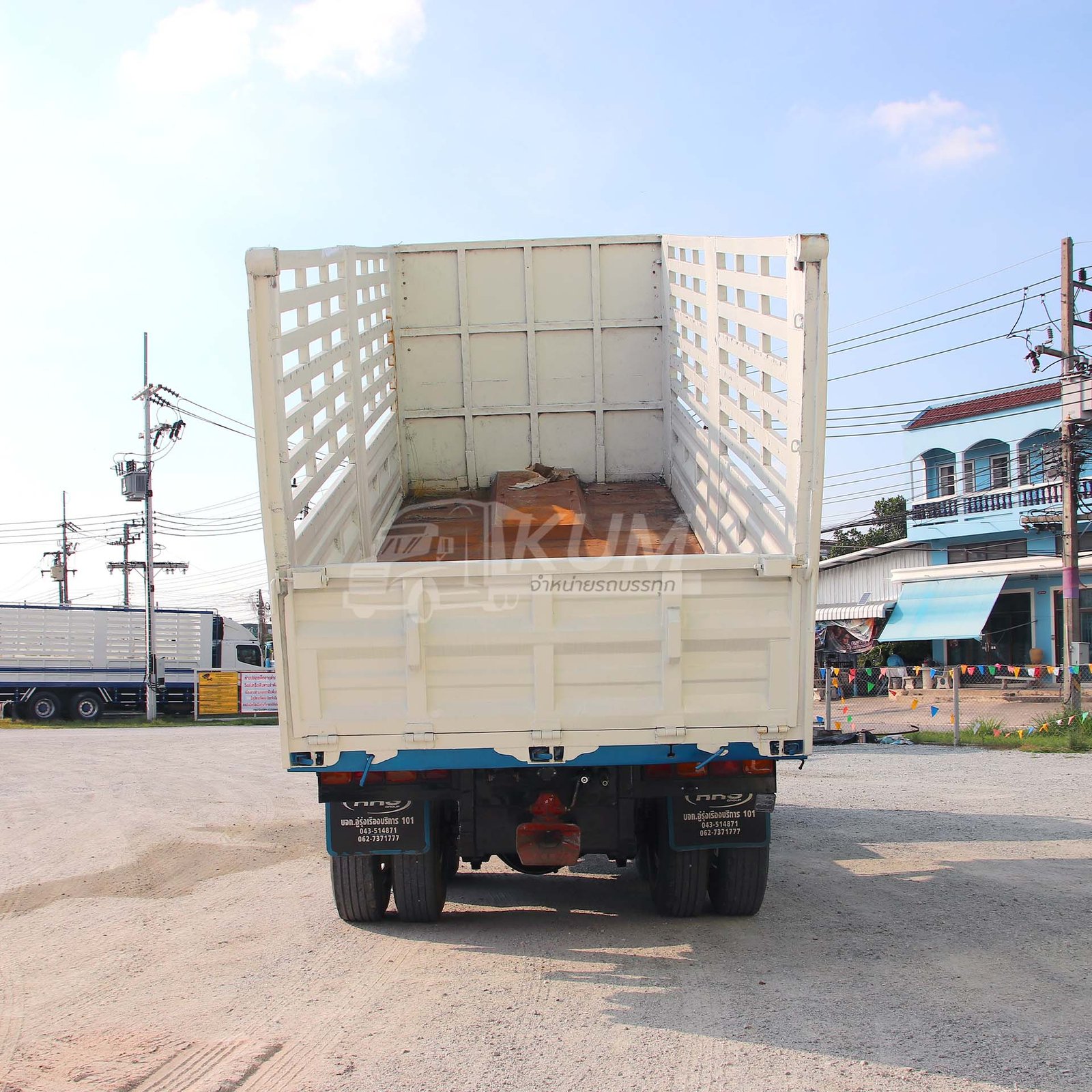 ผ่อน ลด ดอก แปลงโฉมใหม่ สิบล้อดั้มพ์เกษตร ISUZU FXZ 320 แรงม้า ปี 51 (7387) ผ่อน ลด ดอก แปลงโฉมใหม่ สิบล้อดั้มพ์เกษตร ISUZU FXZ 320 แรงม้า ปี 51 (7387)