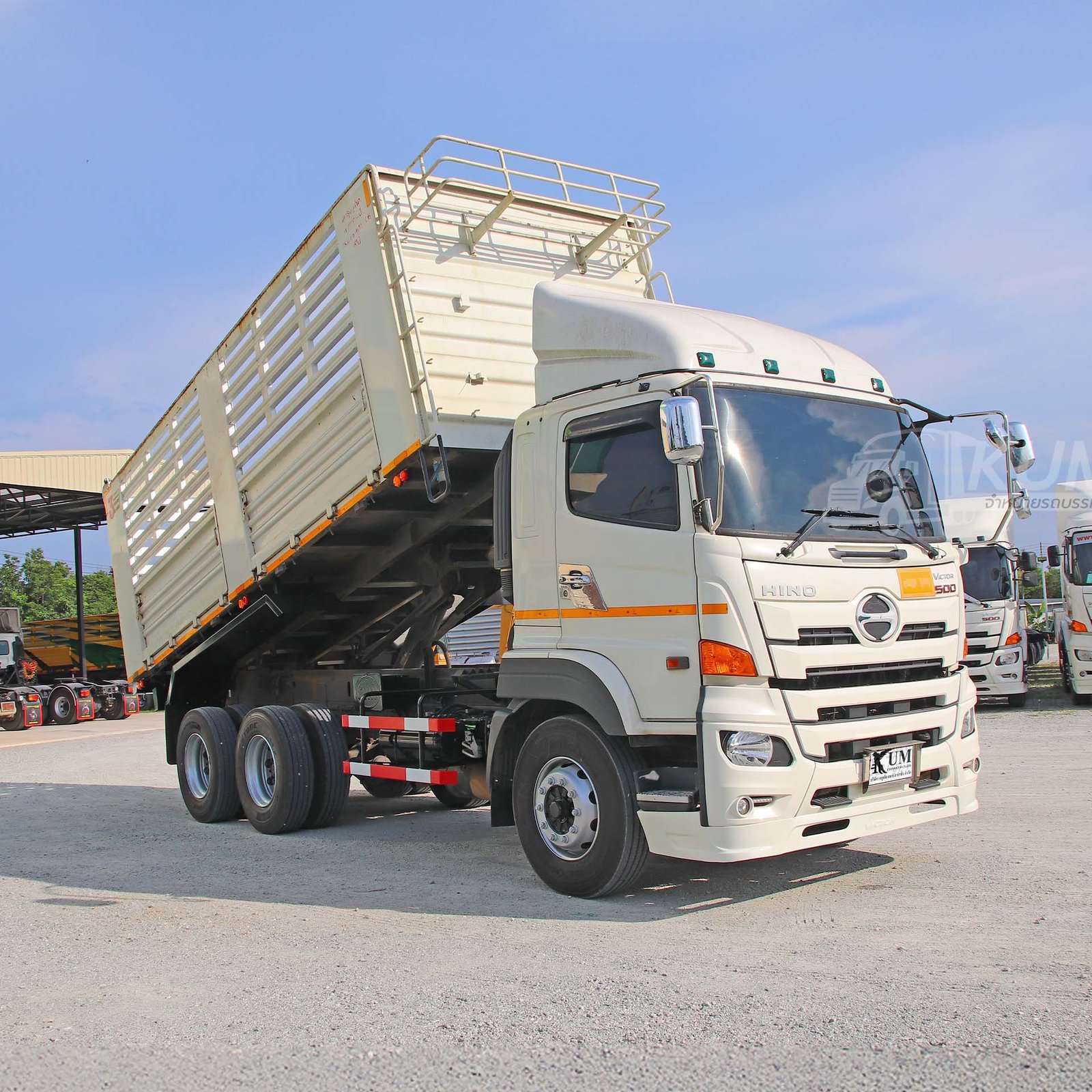 ผ่อน ลด ดอก สิบล้อดั๊มพ์ HINO VICTOR 500 344 แรงม้า ปี 66(7371) ผ่อน ลด ดอก สิบล้อดั๊มพ์ HINO VICTOR 500 344 แรงม้า ปี 66(7371)