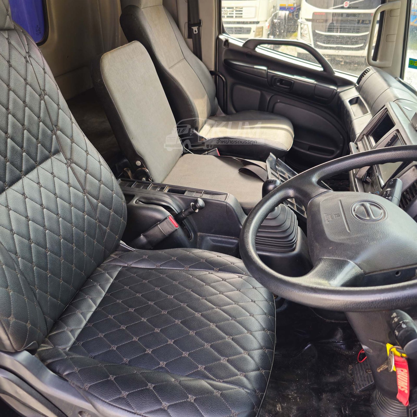 สด ลด VAT หกล้อตู้สิบบาน HINO FG 240 แรงม้า ปี 64 ไมล์น้อย (3641)