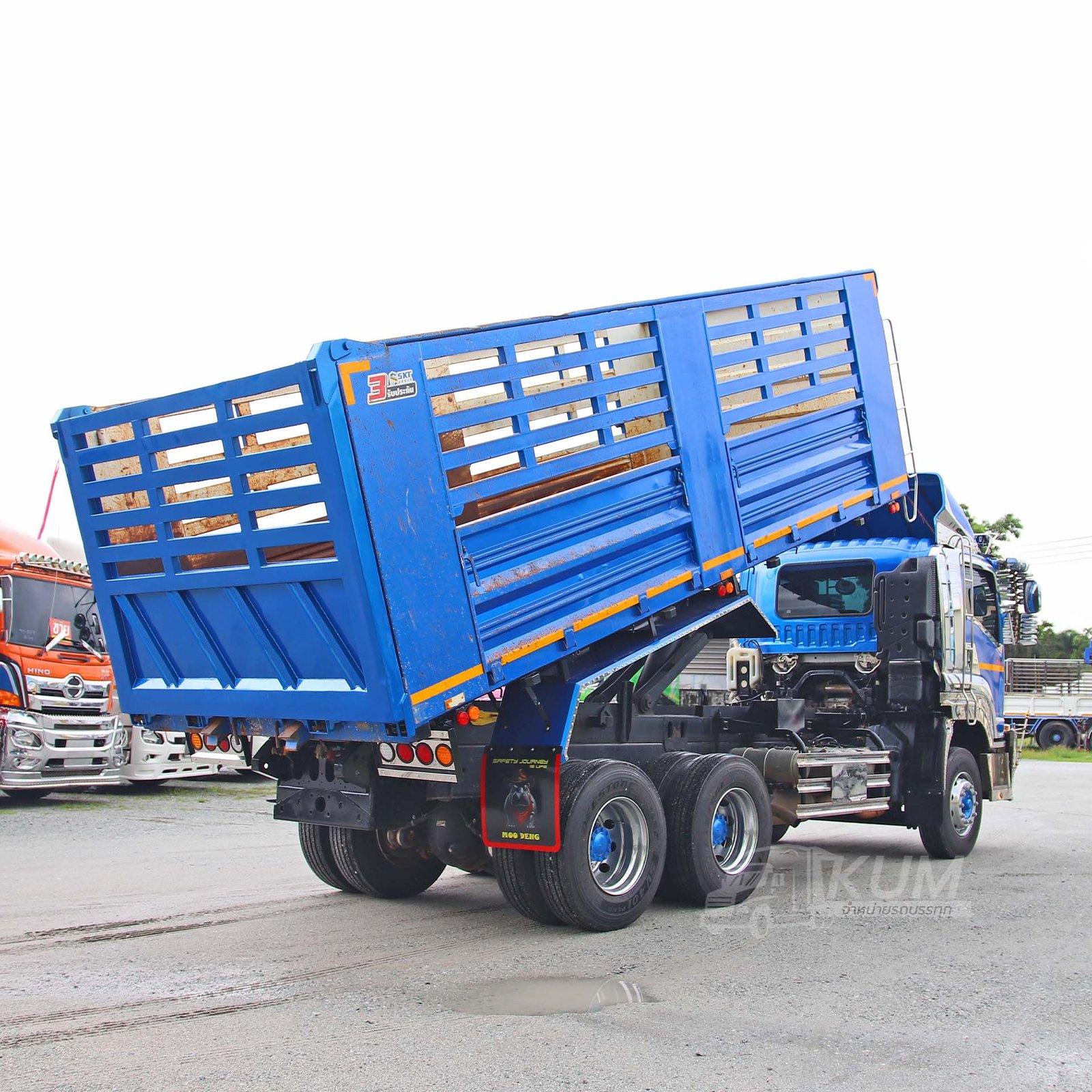 ผ่อน ลด ดอก สีสวยมาก ISUZU FXZ 360 แรงม้า ปี 66 (3502)