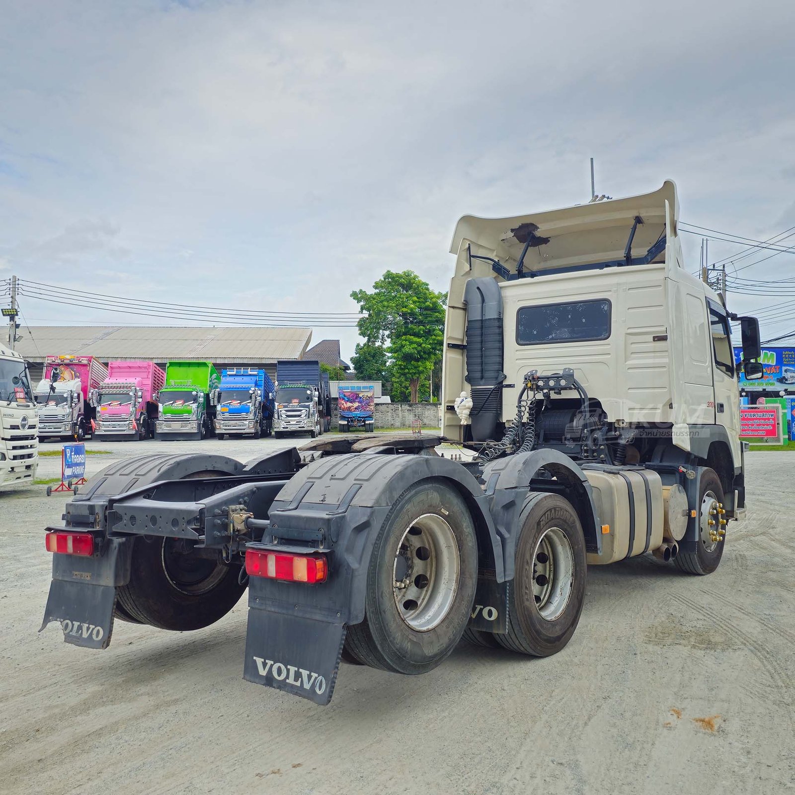ผ่อน ลด ดอก ถูกมาก หัวลาก Volvo FM 370 แรงม้า ปี61  (5130)