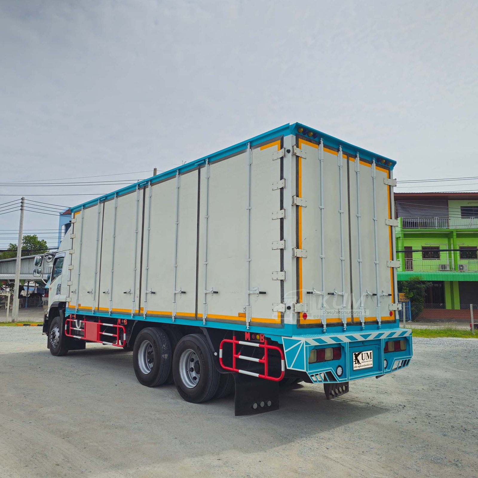 ผ่อนลดดอก สิบล้อตู้สิบบาน ISUZU FVM 300 แรงม้า ปี 62 (0634) ผ่อนลดดอก สิบล้อตู้สิบบาน ISUZU FVM 300 แรงม้า ปี 62 (0634)