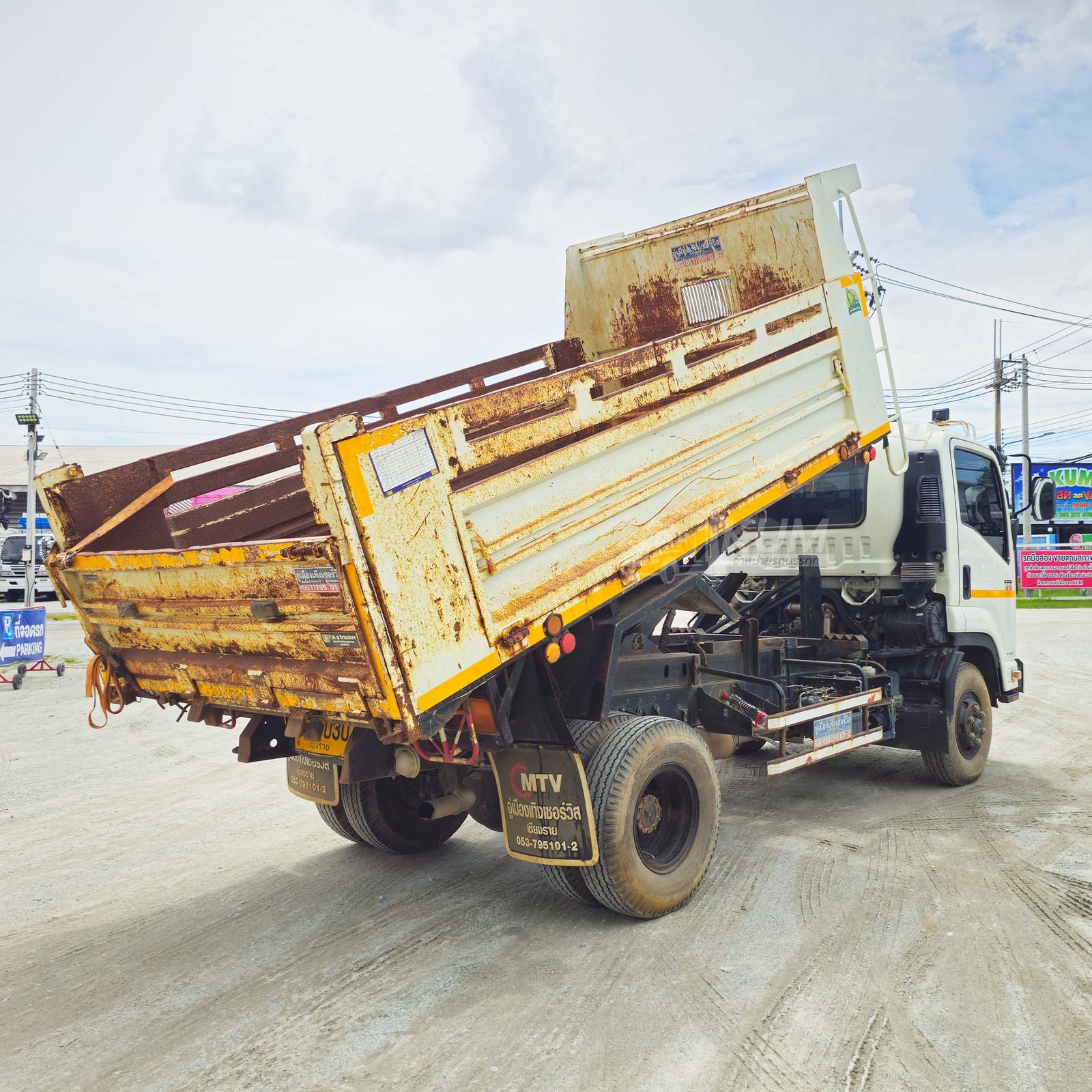 สด ลด VAT หกล้อดั้มพ์ ISUZU FRR 210 แรงม้า ปี 65 คันนี้ไมล์น้อย ยางใหม่ (1030) สด ลด VAT หกล้อดั้มพ์ ISUZU FRR 210 แรงม้า ปี 65 คันนี้ไมล์น้อย ยางใหม่ (1030)