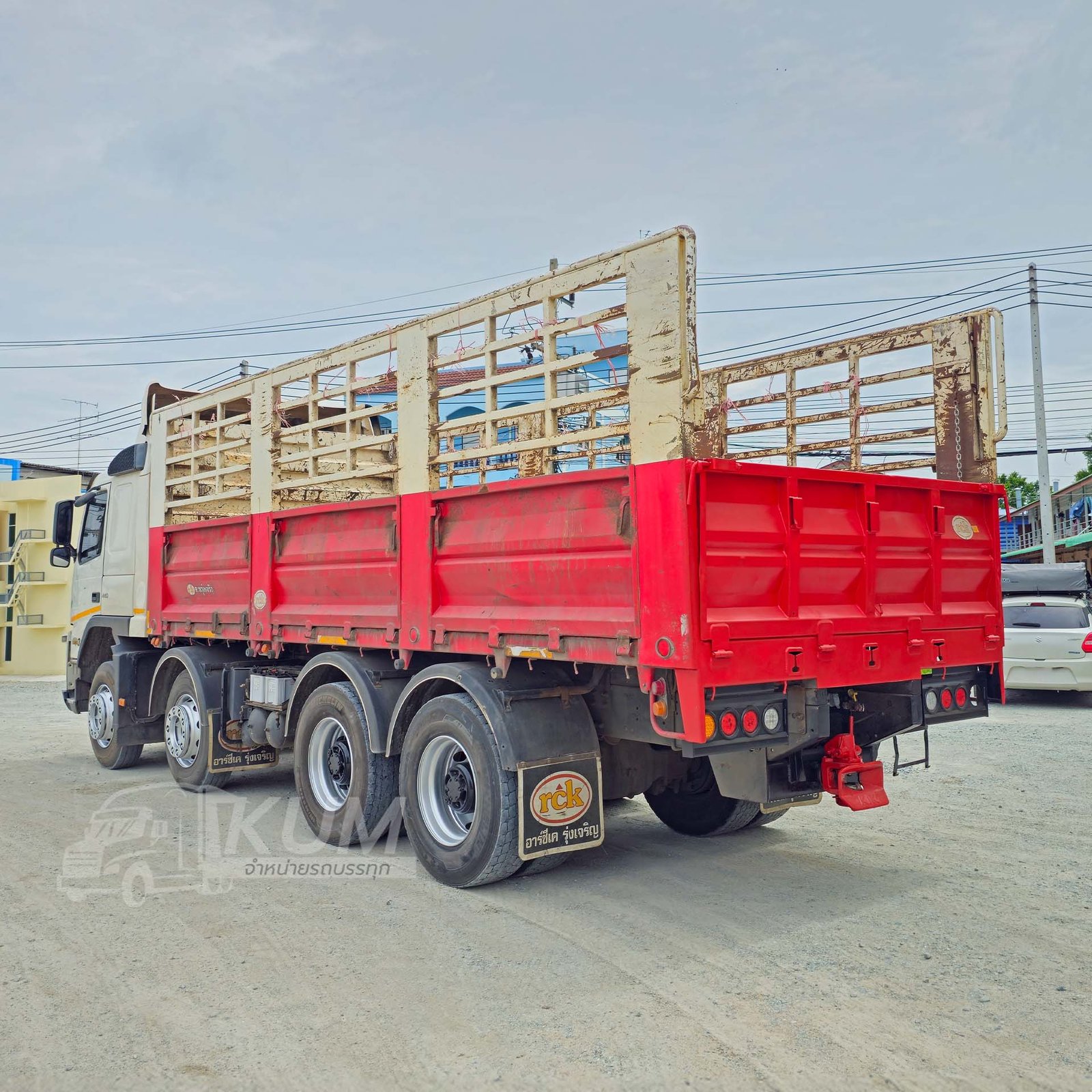ผ่อน ลด ดอก สิบสองล้อคอก Volvo FH 440 แรงม้า ปี 56 ราคาถูกเกิ้นน (2890) ผ่อน ลด ดอก สิบสองล้อคอก Volvo FH 440 แรงม้า ปี 56 ราคาถูกเกิ้นน (2890)