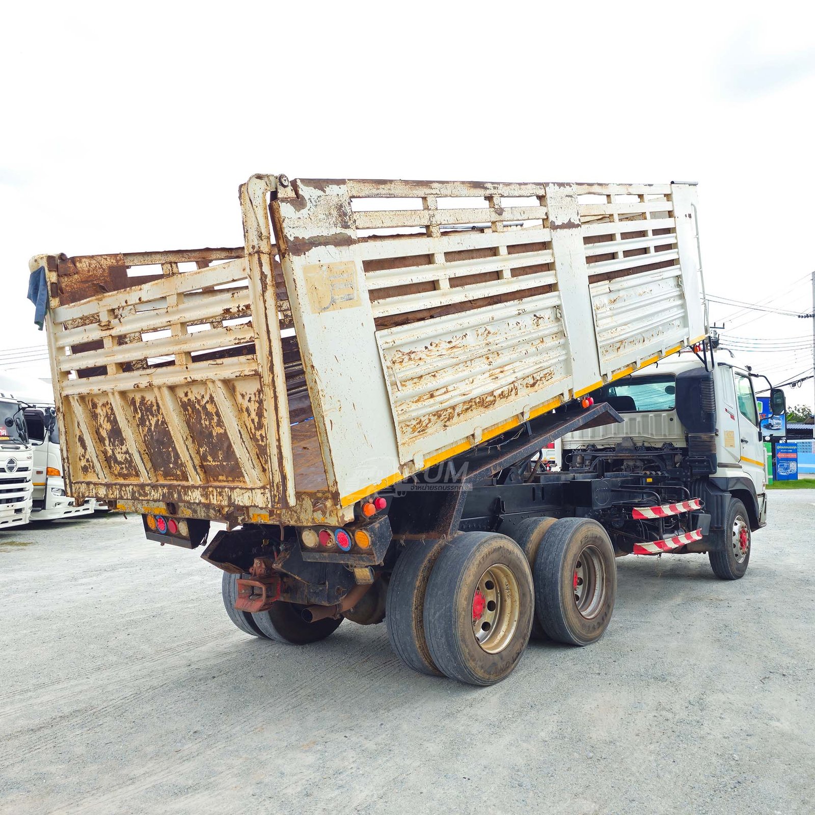 ผ่อน ลด ดอก สิบล้อดั๊มพ์ FUSO FV5 380 แรงม้า ปี 62 (3145)