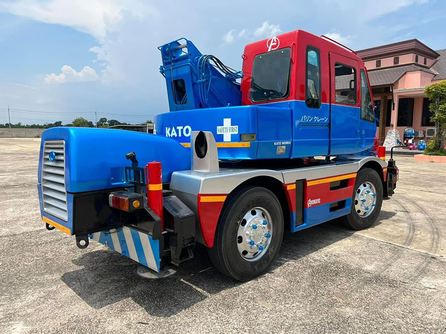 เครน KATO 10 T จดทะเบียน 72-9494 นครปฐม พร้อมโอน