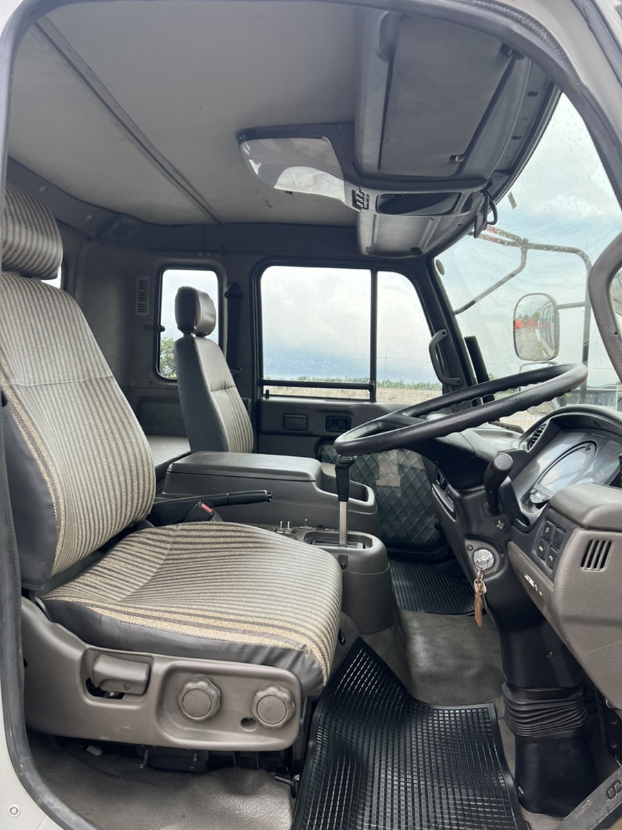 TS75M  YEAR 1998 NISSAN  FE6