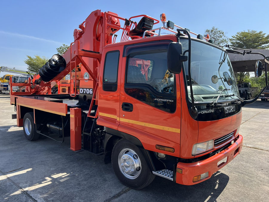 รถเจาะสว่าน AICHI D706  ISUZU DECA 6HL1-  225 HP