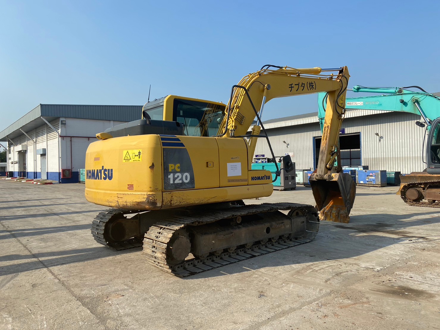 Komatsu PC120-8  ปี2013 นำเข้าจากญี่ปุ่น โทร. 080-6565422 หนิง
