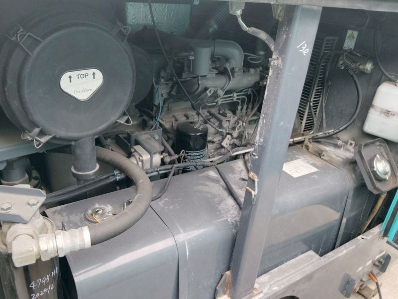 390CFM เครื่องปั๊มลม Airman PDS390S 4,052ชั่วโมง โทร.080-6565422 หนิง