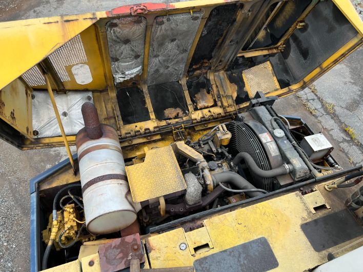 Komatsu PW100S-3 ปี1998 รถขุดล้อยาง จากญี่ปุ่น ลายแย็ก โทร.080-6565422 หนิง Komatsu PW100S-3 ปี1998 รถขุดล้อยาง จากญี่ปุ่น ลายแย็ก โทร.080-6565422 หนิง