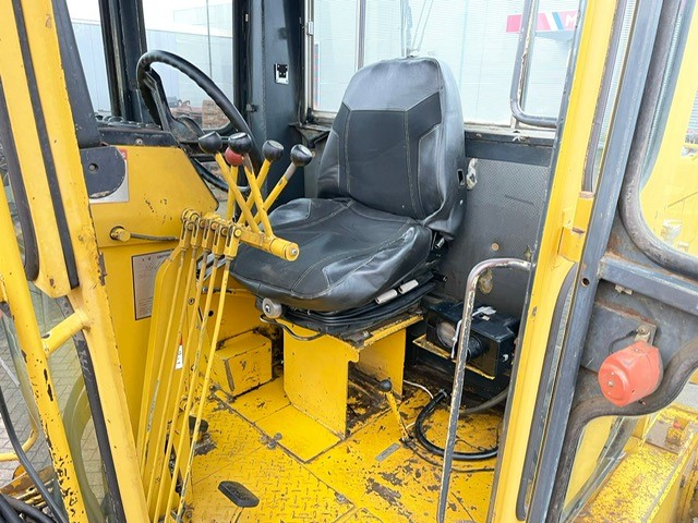 Komatsu GD705A-4A ปี1996 USA โทร.080-6565422 หนิง