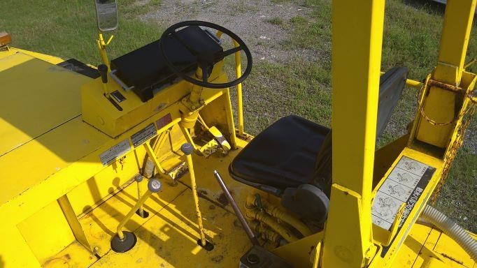 SAKAI TS200 ปี1994 รถบด 9 ล้อยาง โทร.080-6565422 หนิง