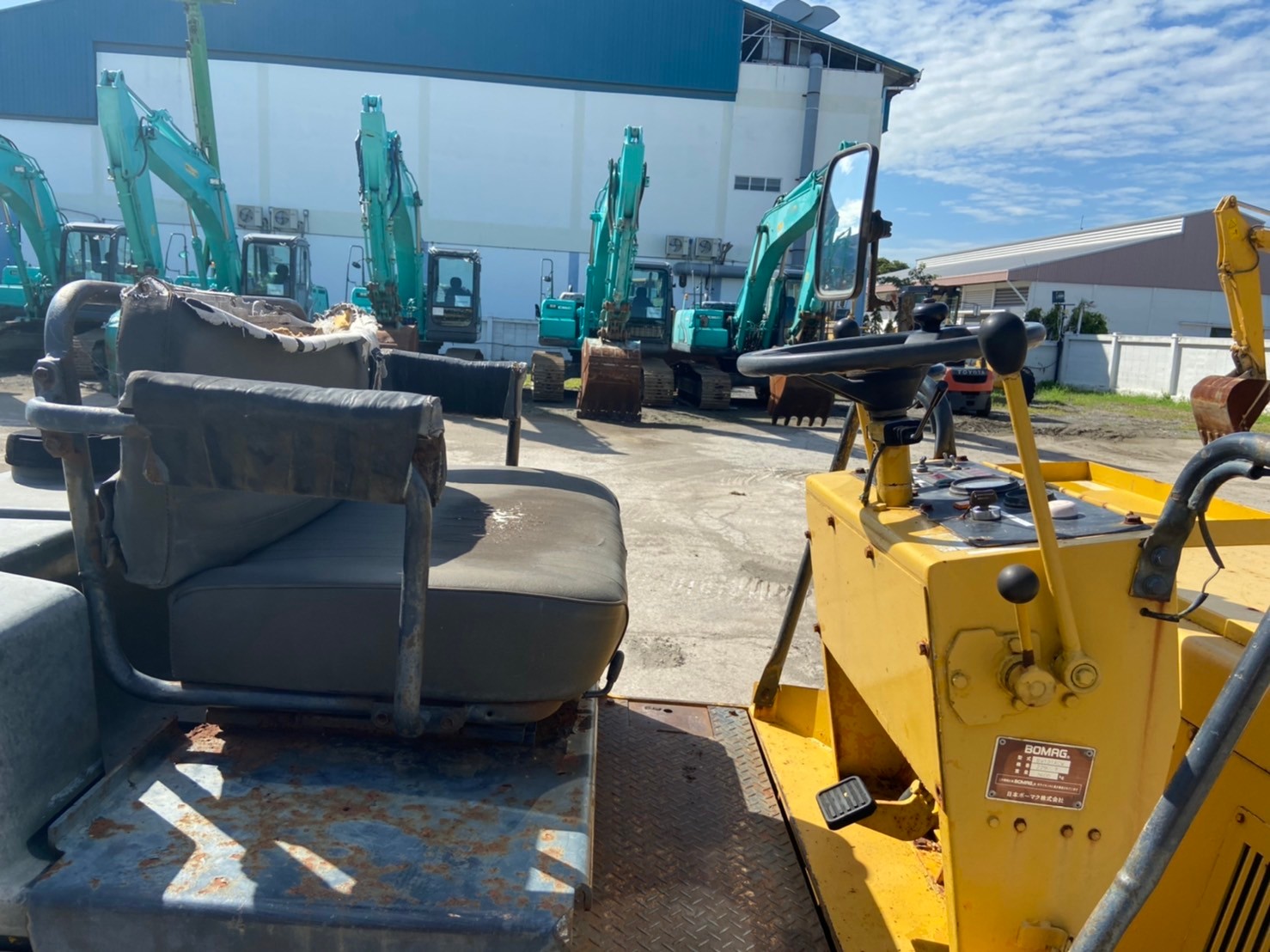 Bomag BW131ACW ปี1998 รถบดสั่นสะเทือน 3.5 ตัน นำเข้าจากญี่ปุ่น โทร.080-6565422 หนิง