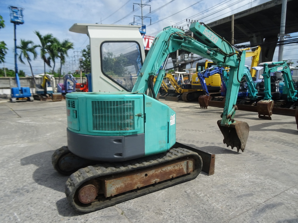 รถขุดเล็กHANIX SB300 สภาพเดิมๆนำเข้าจากญี่ปุ่นโดยตรง
