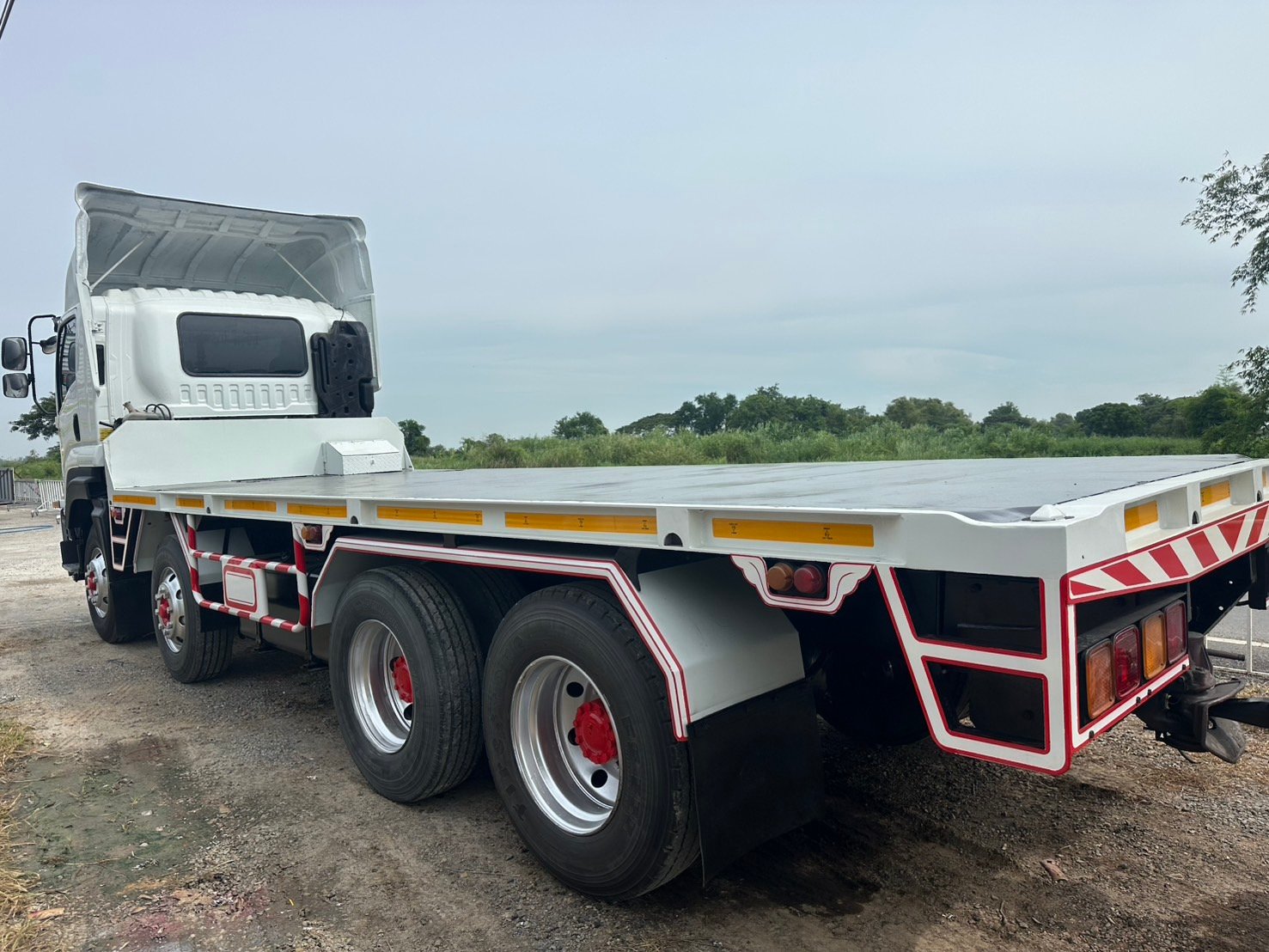 ISUZU FYH360 ปี แม่ปี 57 ลูกปี 55 ยาว 7 เมตร ทั้งตัวแม่ ตัวลูก ราคาพ่วงละ 1,580,000 หรือจะแยกแม่ราคา ISUZU FYH360 ปี แม่ปี 57 ลูกปี 55 ยาว 7 เมตร ทั้งตัวแม่ ตัวลูก ราคาพ่วงละ 1,580,000 หรือจะแยกแม่ราคา