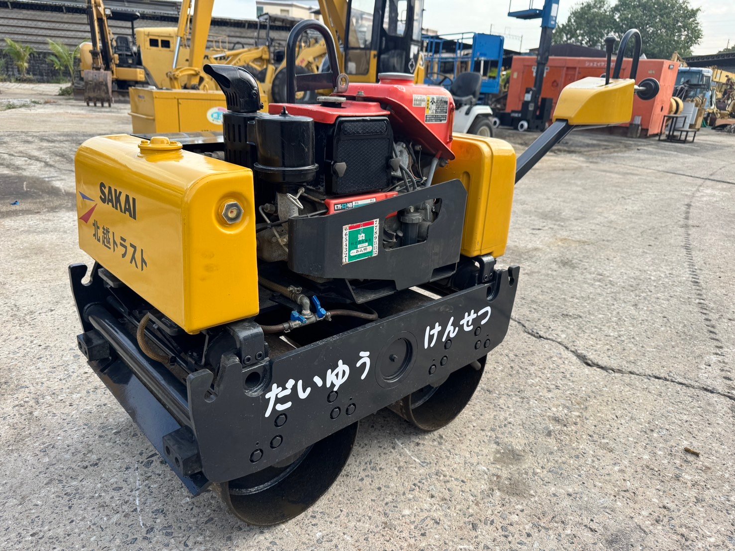 รถบดเดินตาม SAKAI HV61ST สตาร์ทกุญแจ สอบถามที่คุณครีม 0658844400 รถบดเดินตาม SAKAI HV61ST สตาร์ทกุญแจ สอบถามที่คุณครีม 0658844400