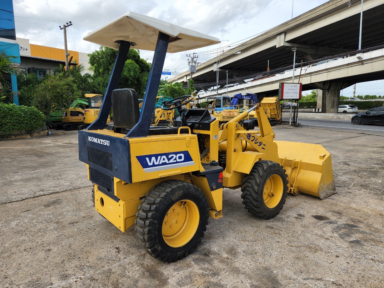 รถตัก KOMATSU WA20-1 พร้อมใช้งาน นำเข้าจากญี่ปุ่นใช้งานมาน้อย รถสวยมาก รถตัก KOMATSU WA20-1 พร้อมใช้งาน นำเข้าจากญี่ปุ่นใช้งานมาน้อย รถสวยมาก