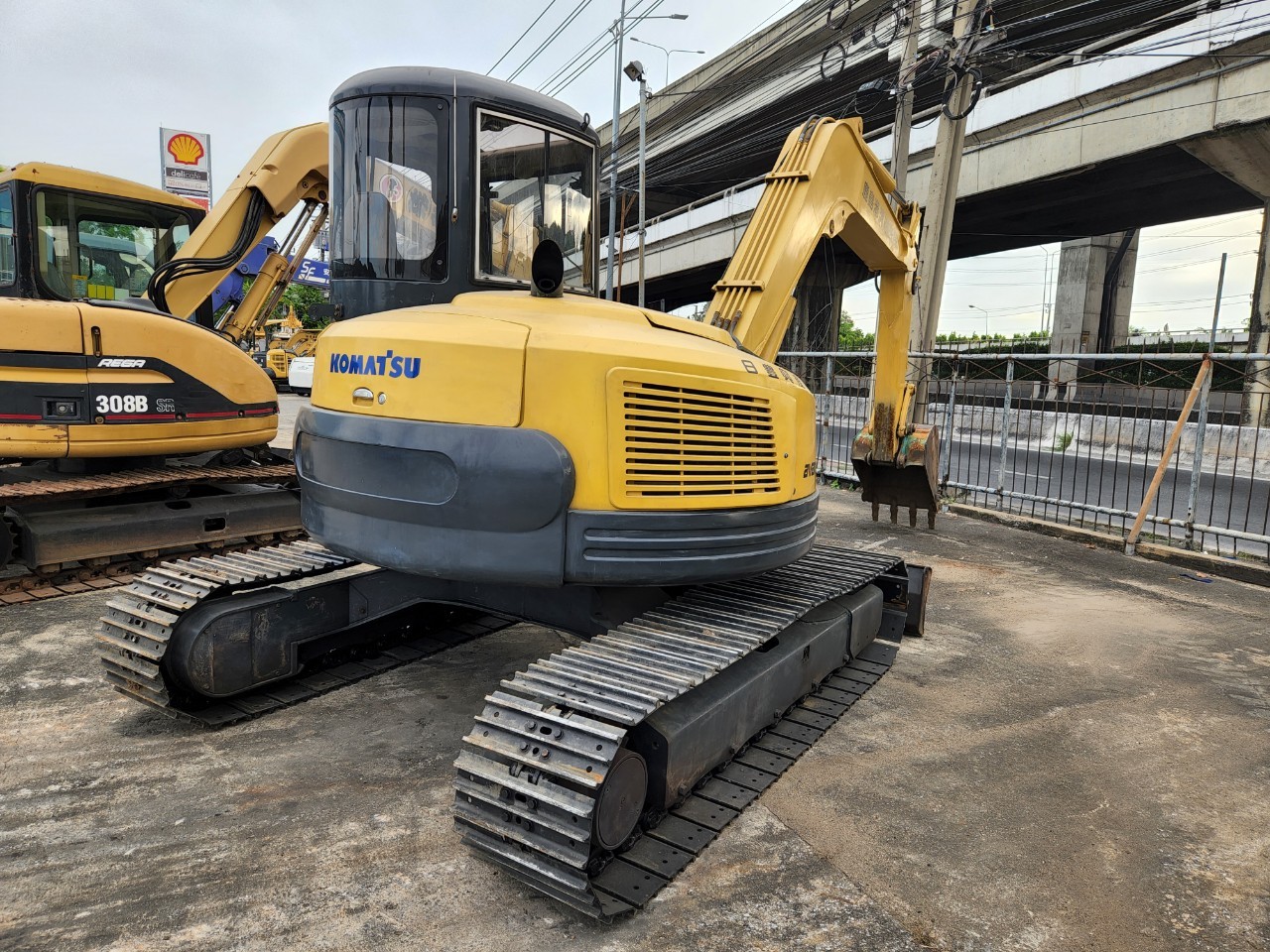 รถขุดมือสอง KOMATSU PC70FR-1 พร้อมใช้งานนำเข้าจากญี่ปุ่น ราคาถูกจนคุณพอใจ