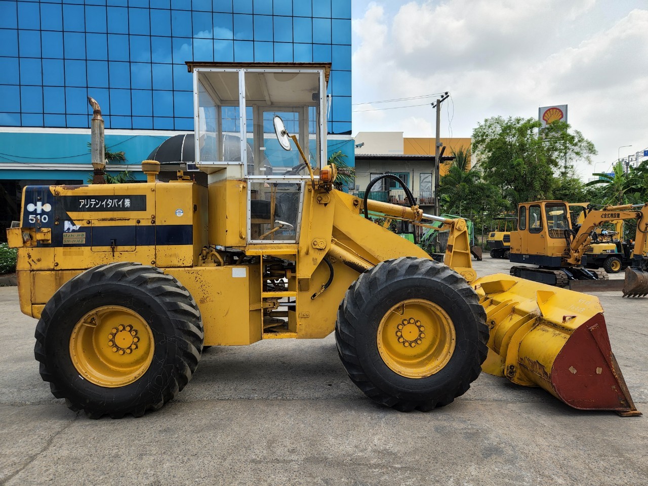 รถตักมือสอง KOMATSU 510 สวยมากนำเข้าจากญี่ปุ่น ใช้งานมาน้อย