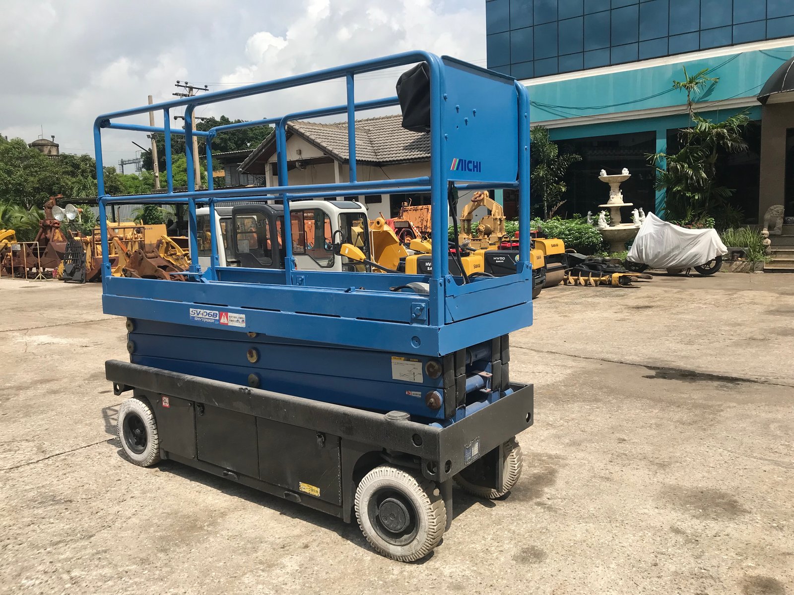 กระเช้า AICHI SV06B ใช้งานง่าย สอบถามที่คุณชัญญา 0658844400