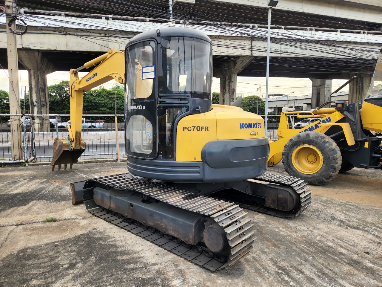 รถขุดมือสอง KOMATSU PC70FR-1 รถสวยใช้งานมาน้อย นำเข้าจากญี่ปุ่น รถขุดมือสอง KOMATSU PC70FR-1 รถสวยใช้งานมาน้อย นำเข้าจากญี่ปุ่น
