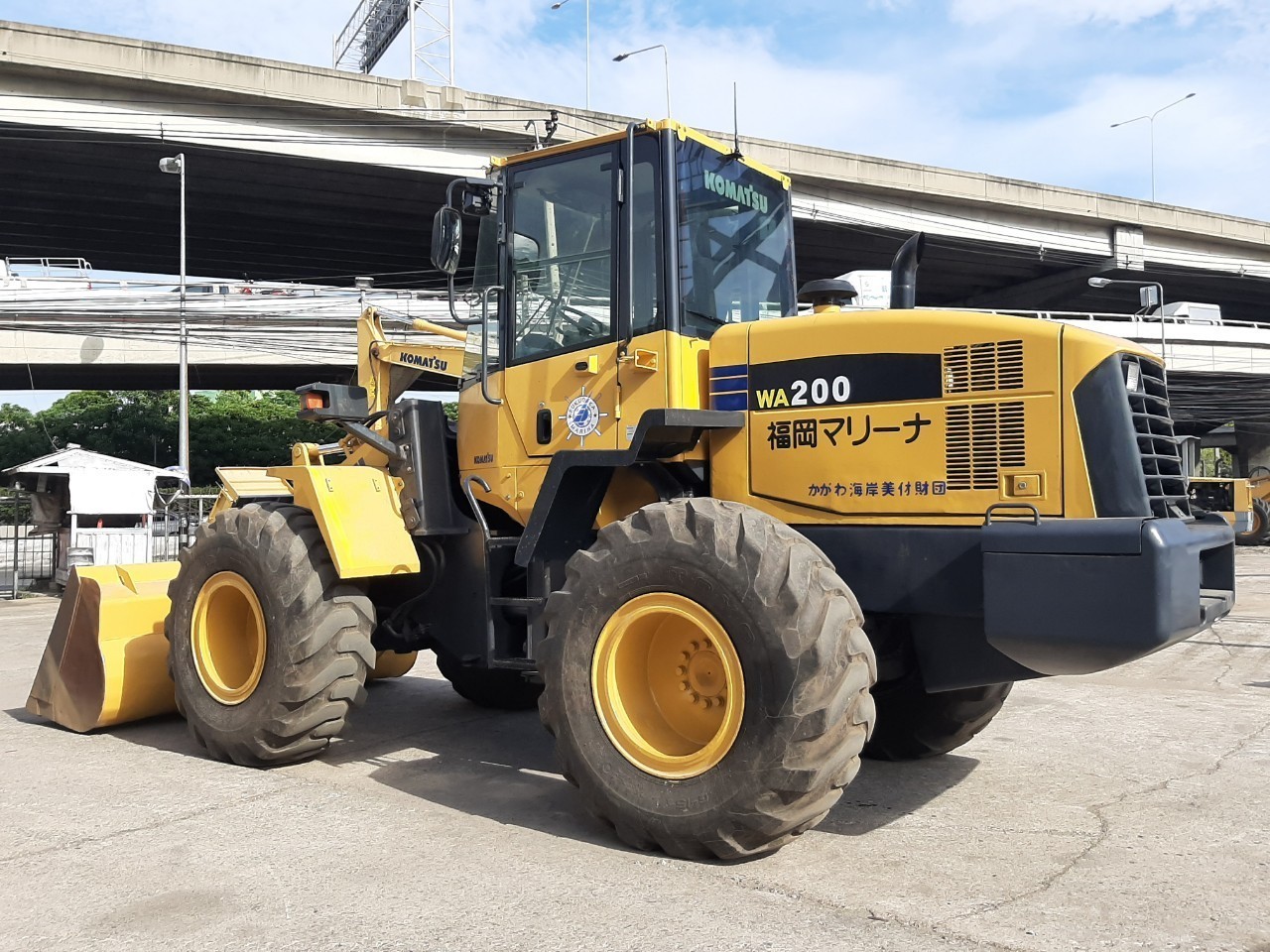 รถตัก KOMATSU WA200-6 พร้อมใช้งาน สอบถามที่คุณครีม 0658844400 รถตัก KOMATSU WA200-6 พร้อมใช้งาน สอบถามที่คุณครีม 0658844400