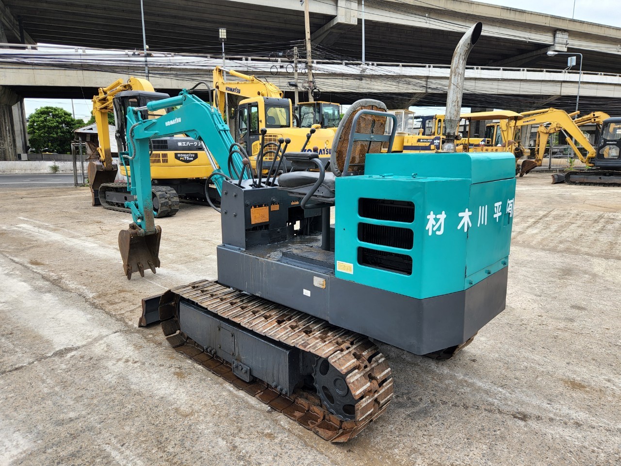 รถขุดมือสอง KOMATSU  PC10-1 นําเข้าจากญี่ปุ่นสภาพพร้อมใช้งานค่ะ