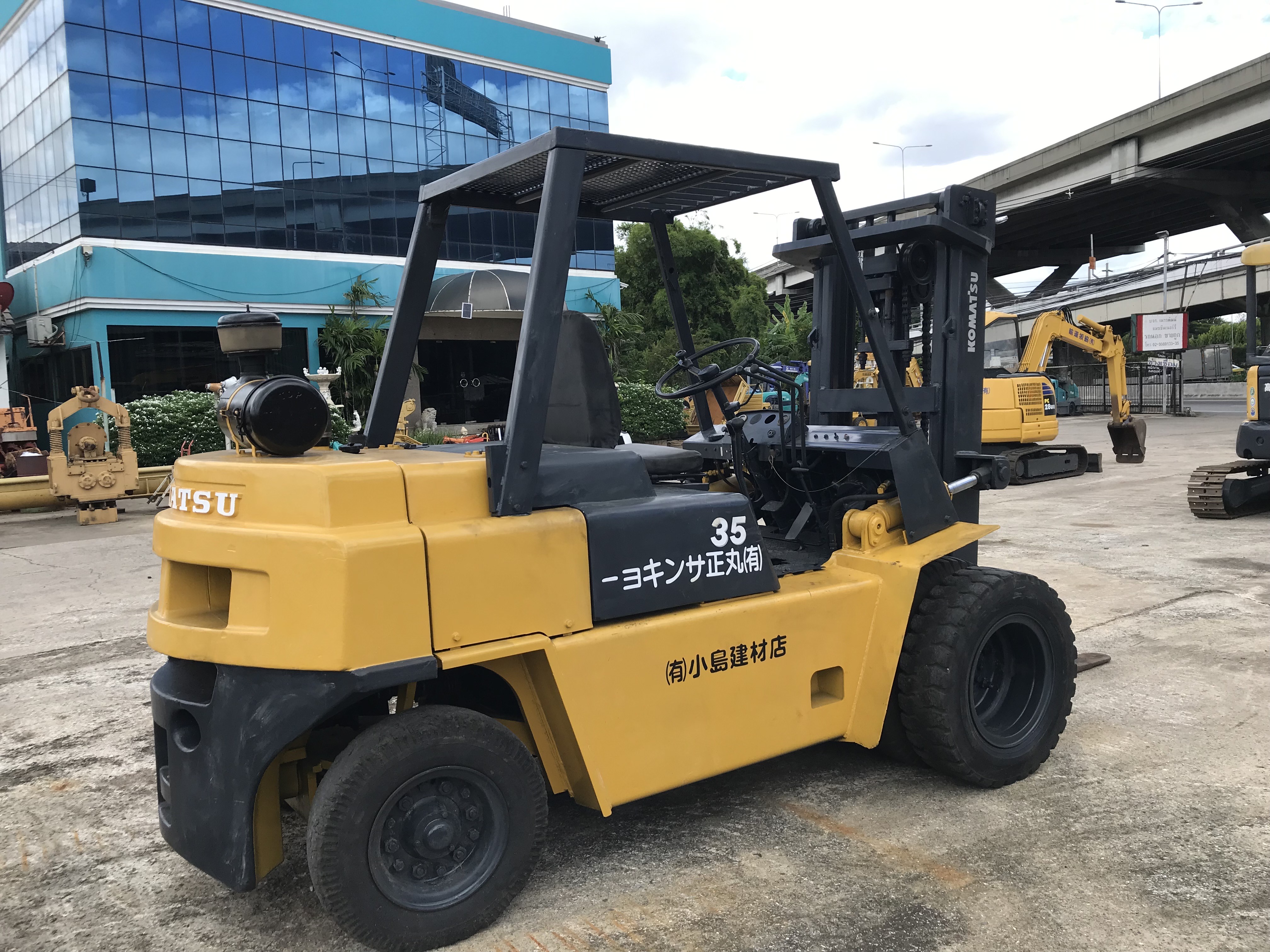 โฟลคลีฟท์ KOMATSU FD35-2 ใหม่ล่าสุด นำเข้าจากญี่ปุ่น สวยมากพร้อมใช้งาน